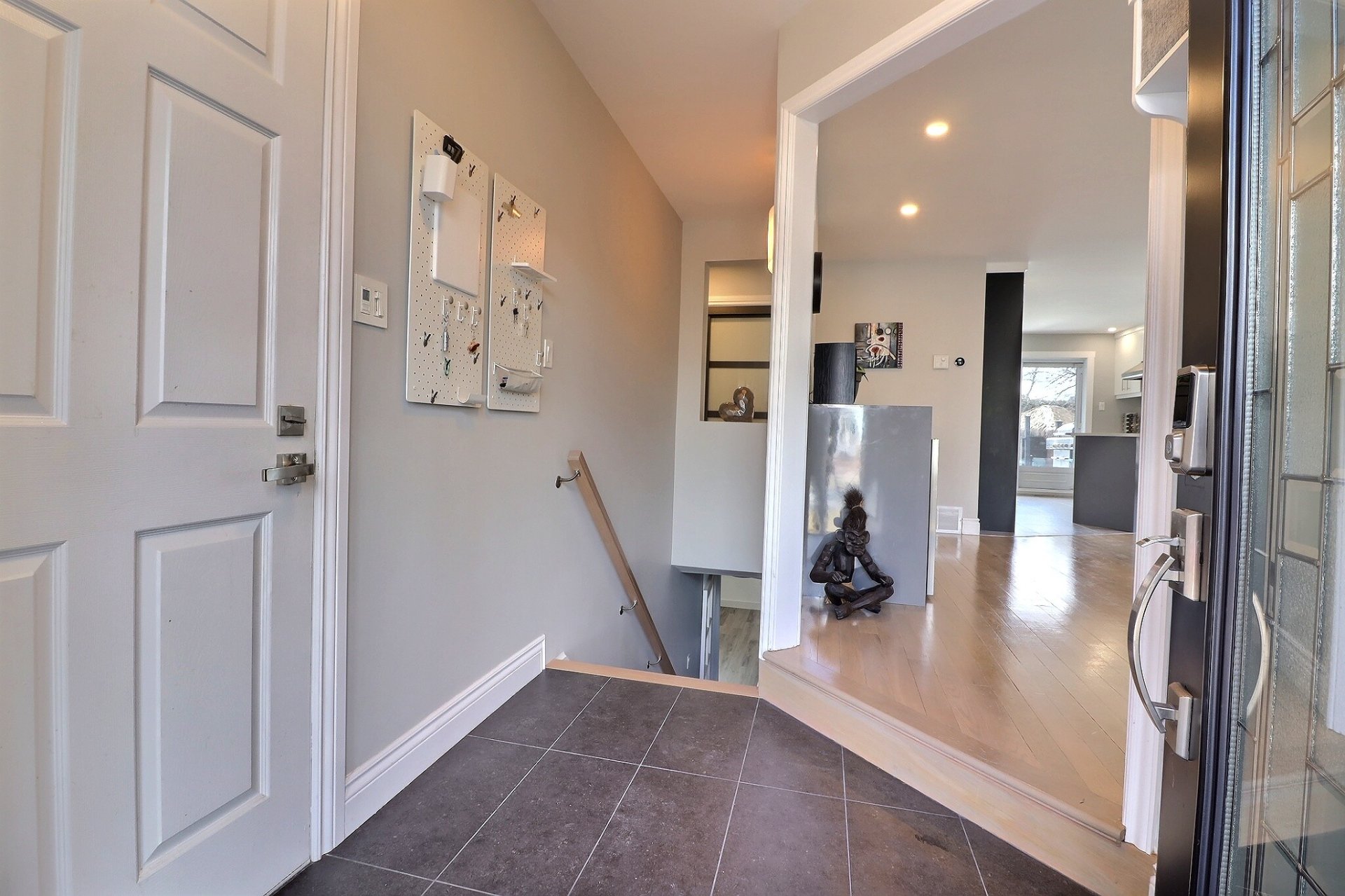 Photo - Hallway