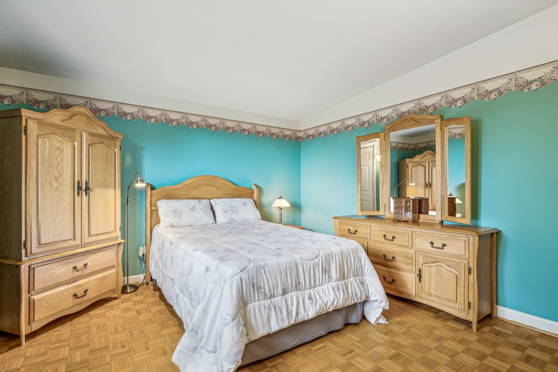 Photo - Primary bedroom