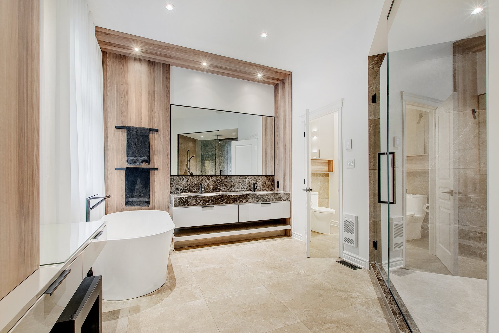 Salle de bains attenante à la CCP