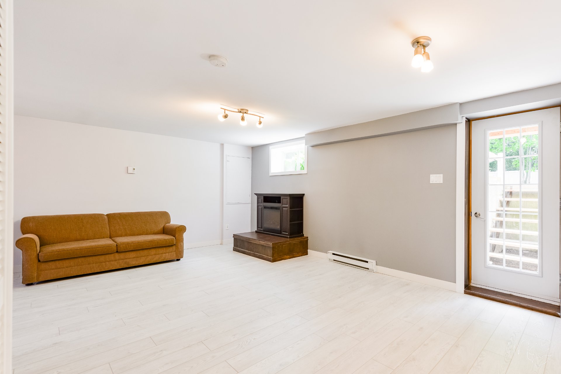 Photo - Salon