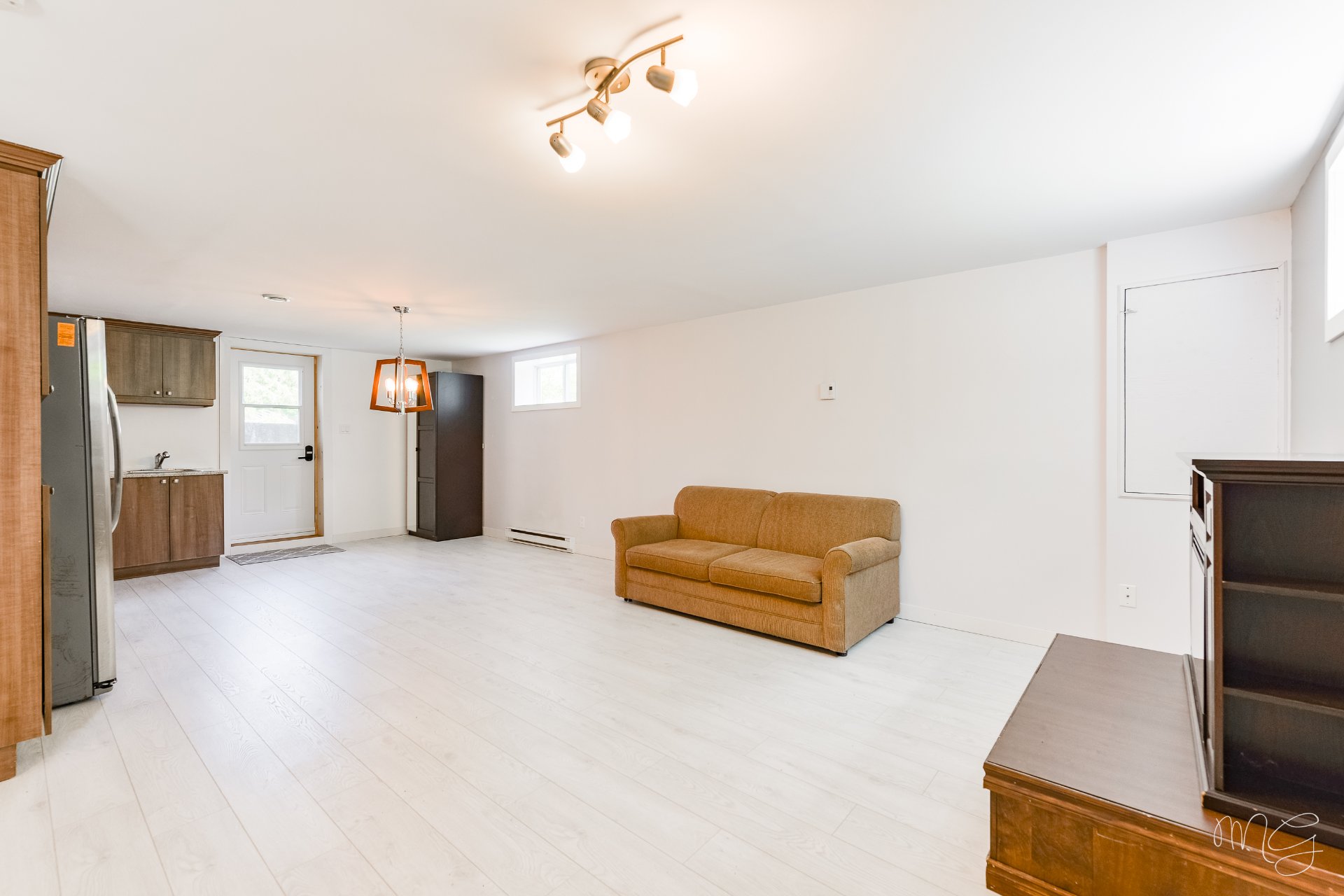 Photo - Salon