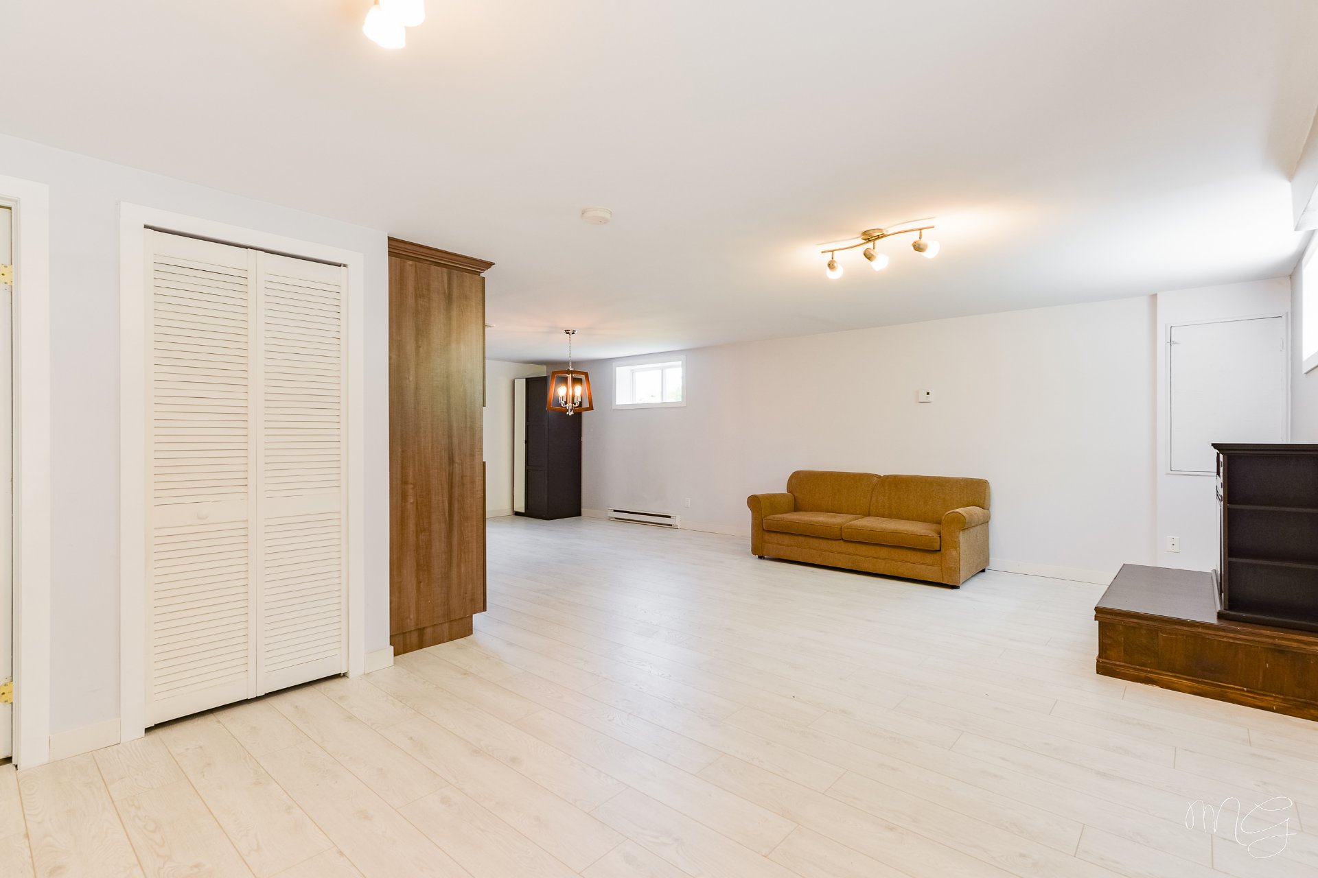 Photo - Salon