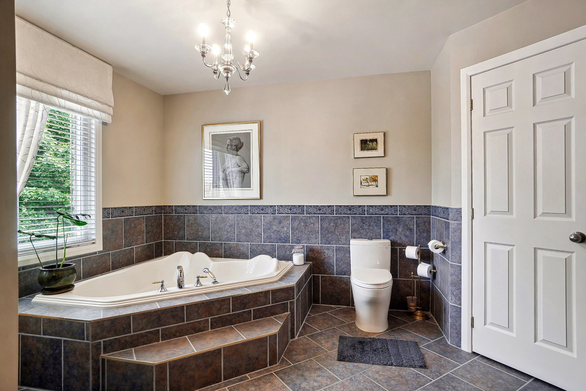 Salle de bains attenante à la CCP