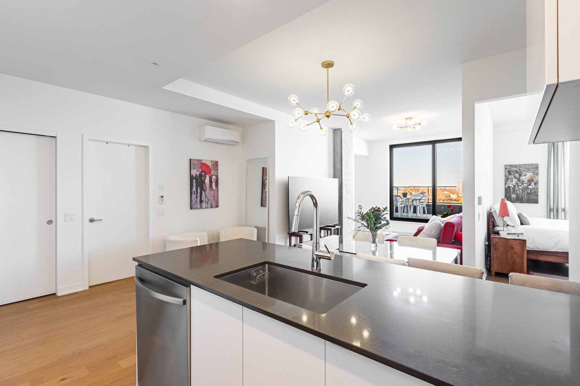 Photo - Kitchen