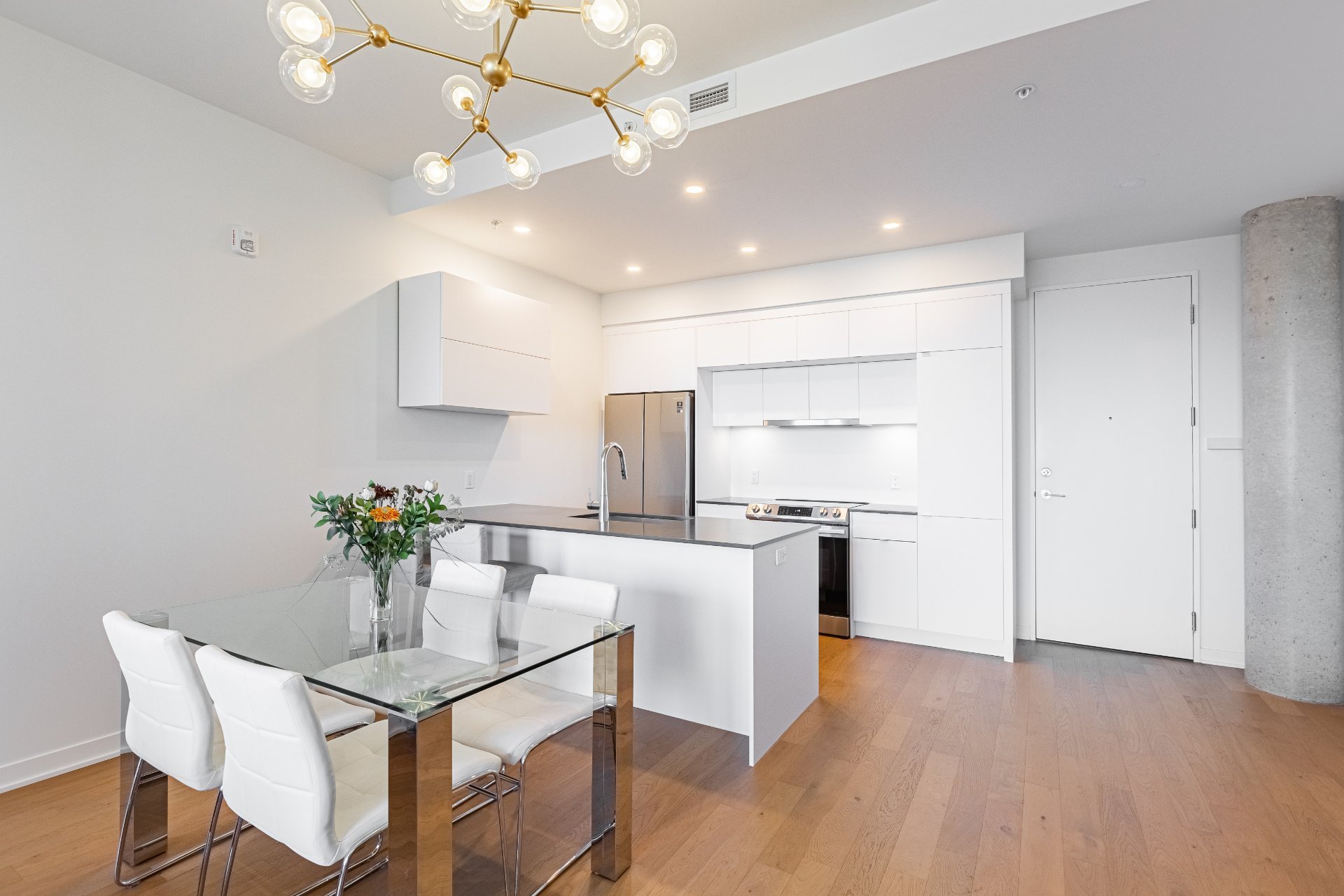 Photo - Dining room