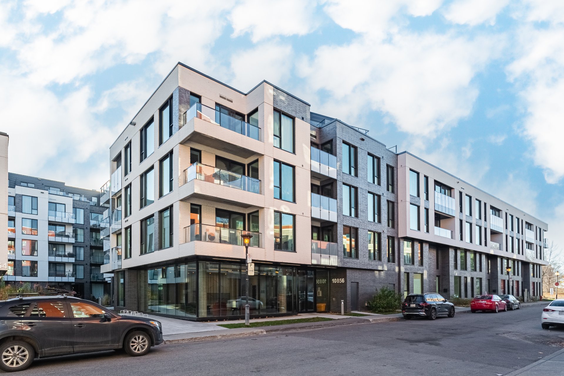 Photo - Frontage