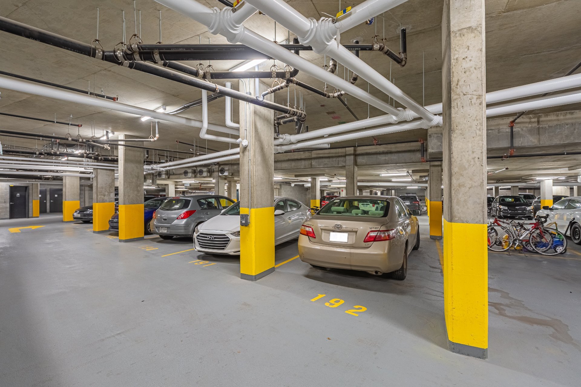 Photo - Parking