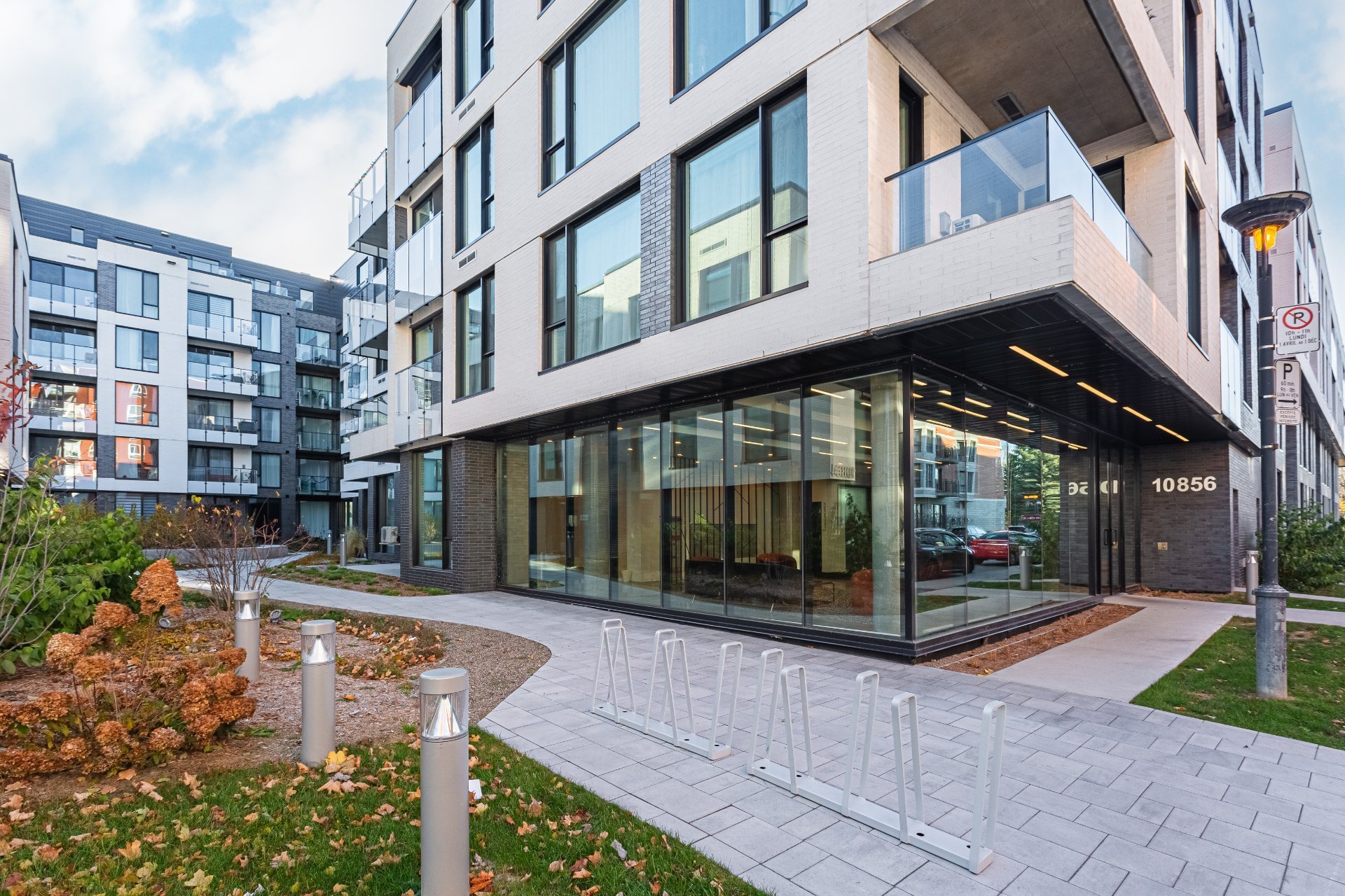 Photo - Frontage