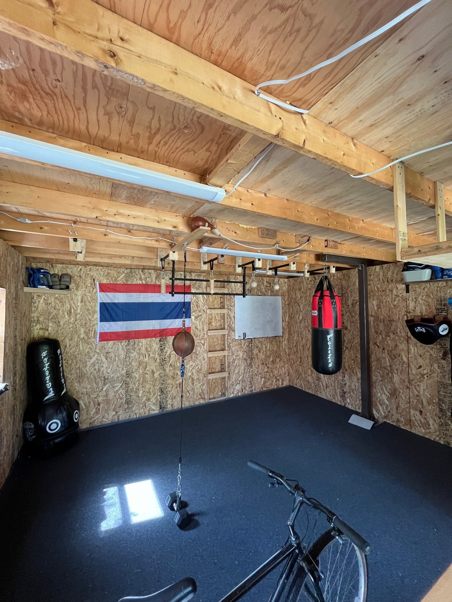 Photo - Garage