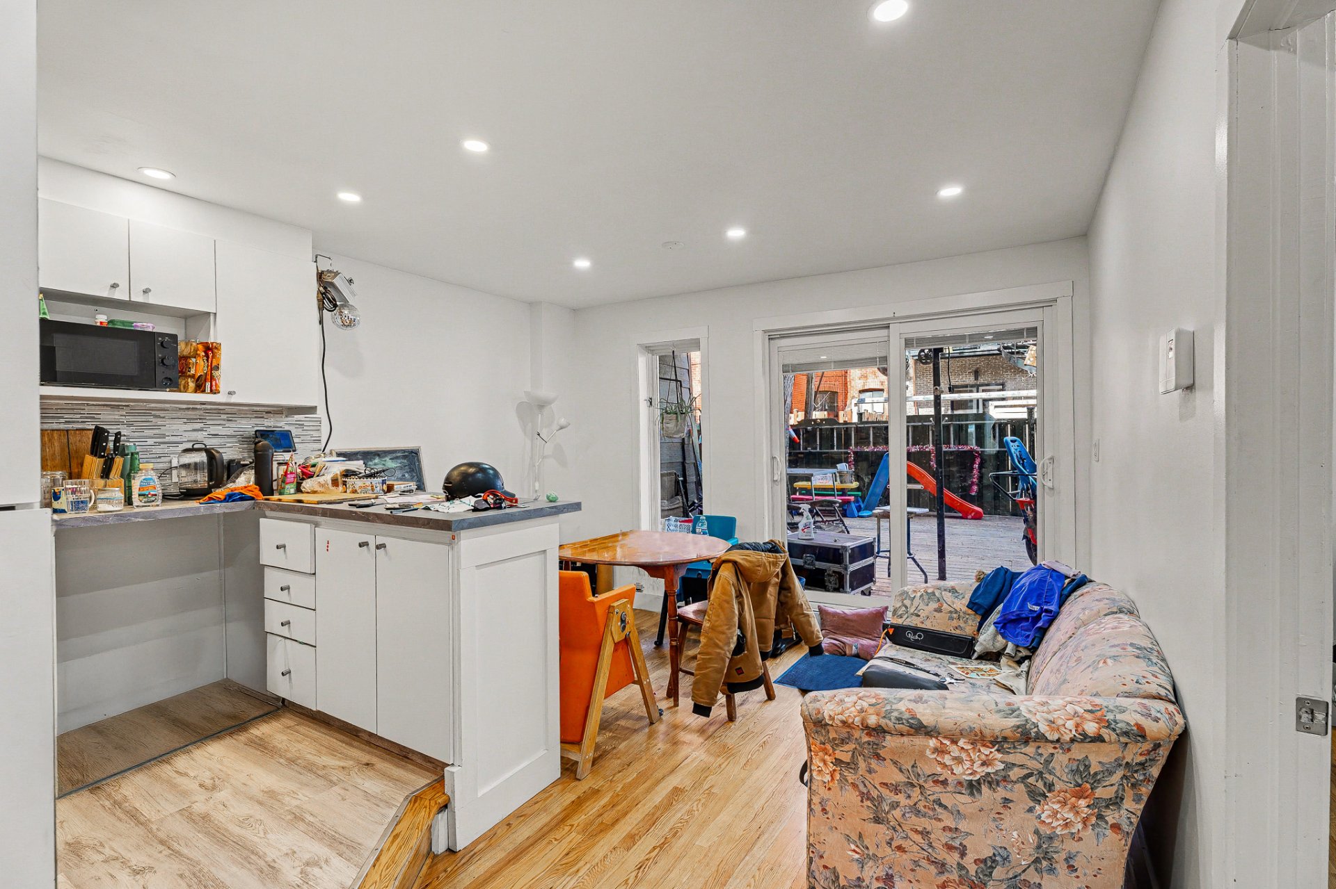 Photo - Kitchen