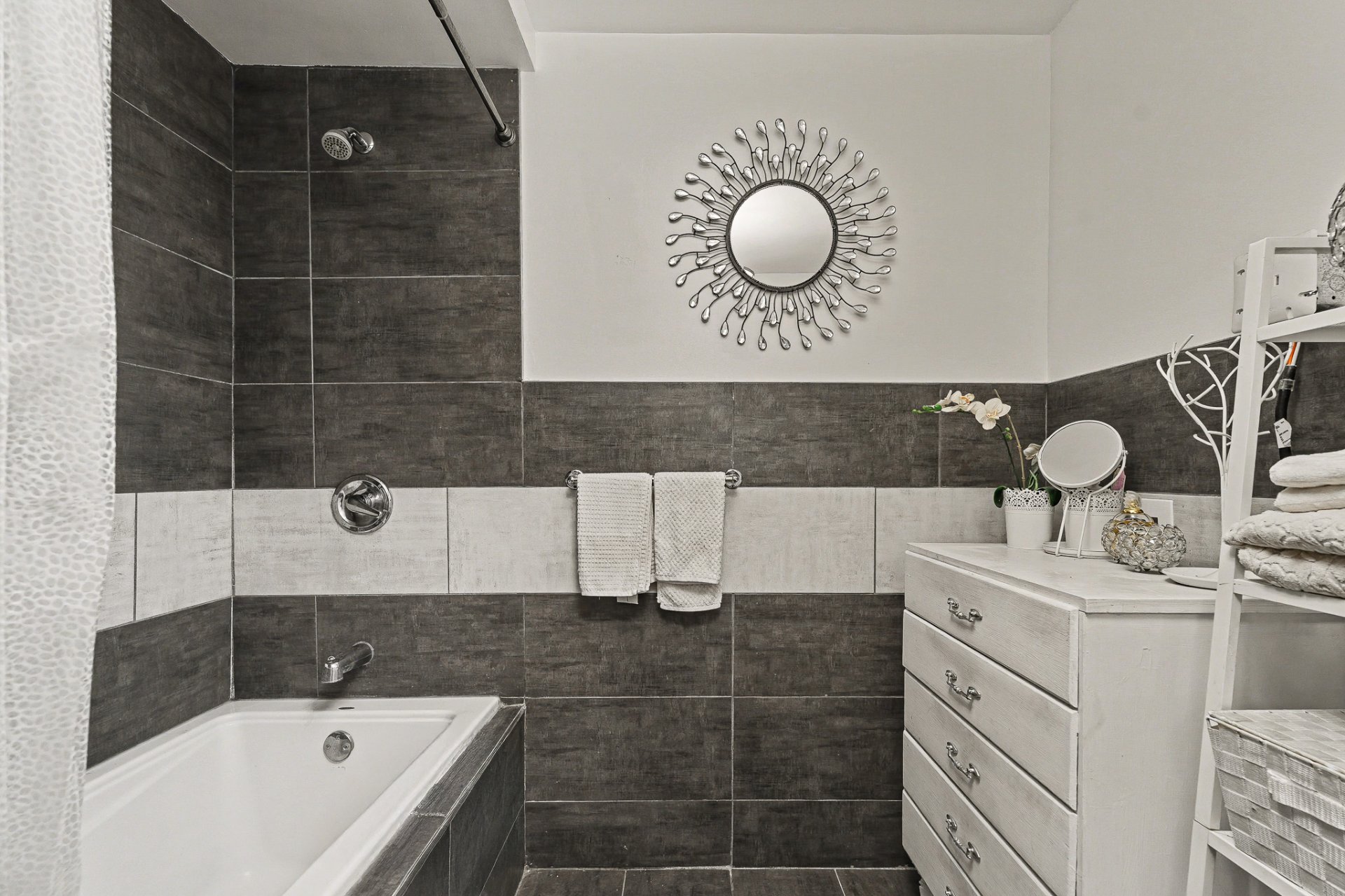 Photo - Bathroom
