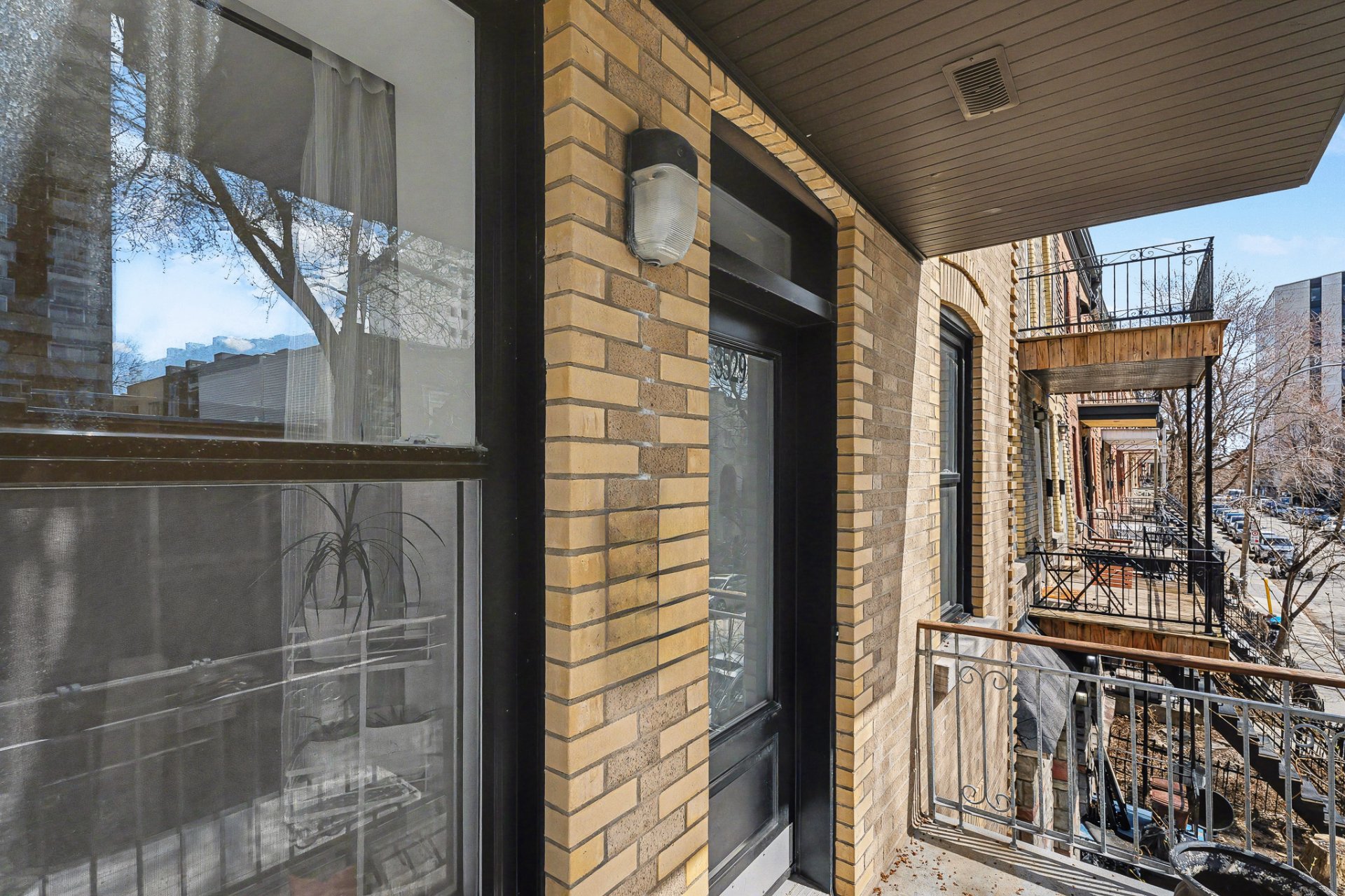 Photo - Frontage