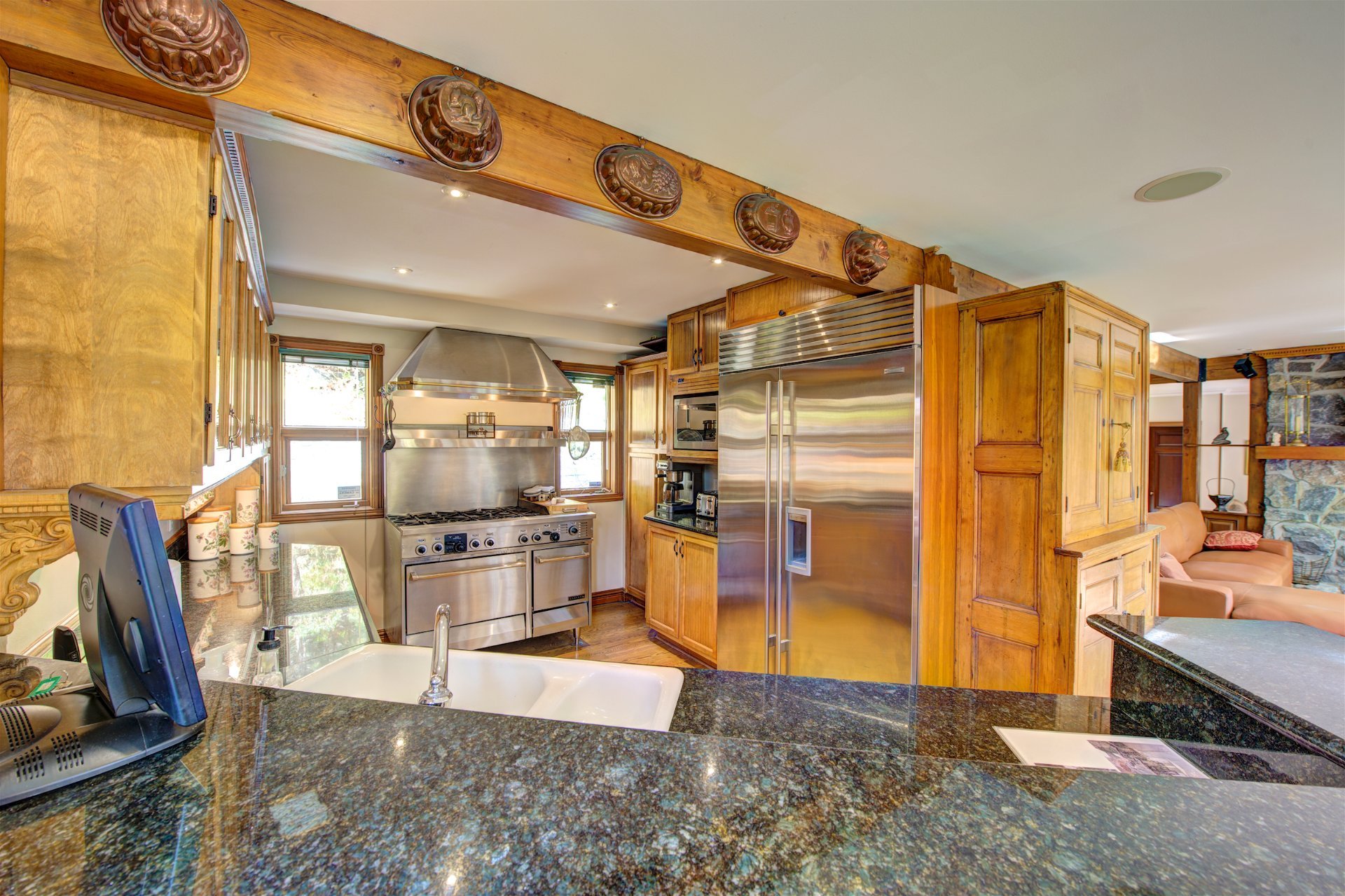 Photo - Kitchen