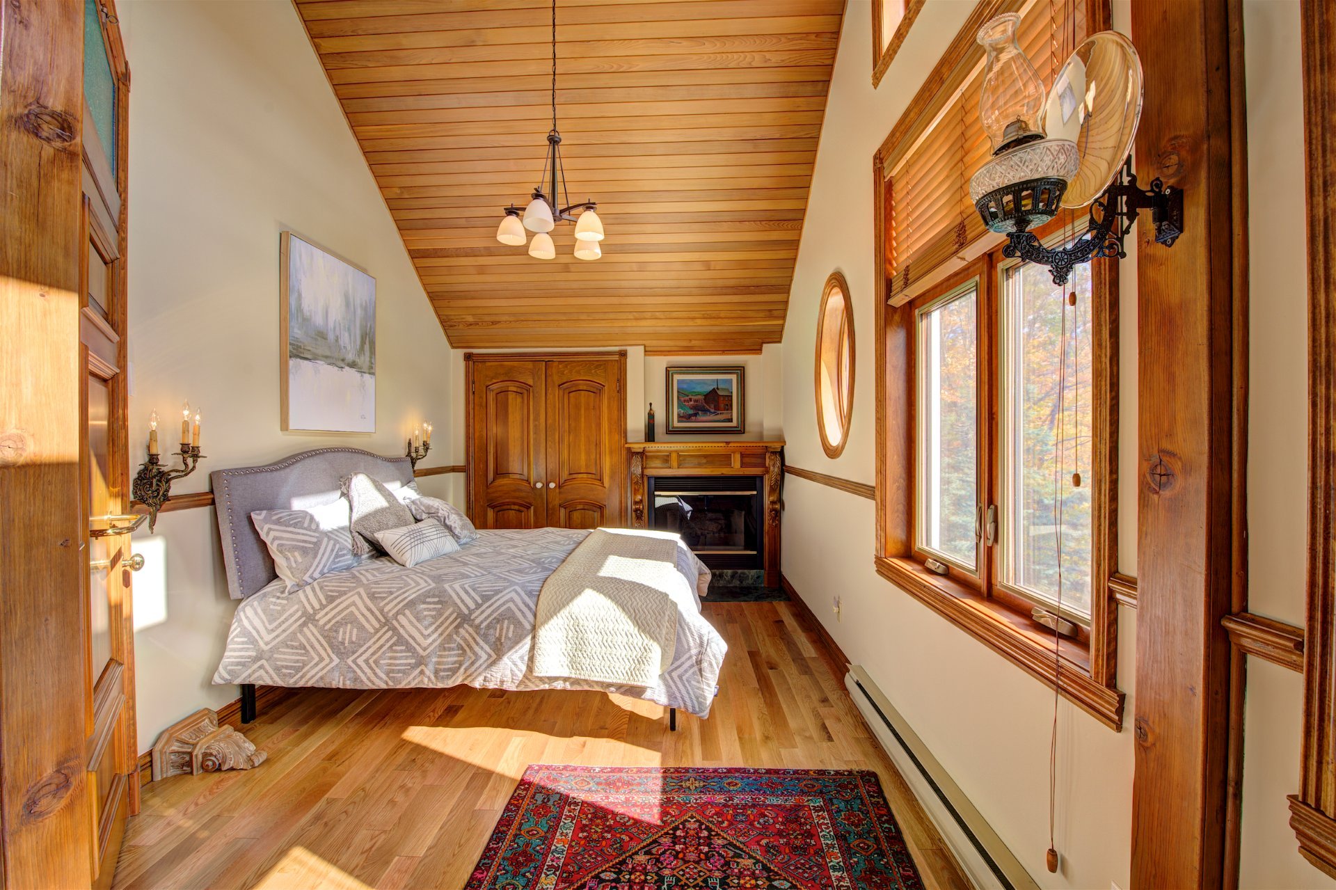 Photo - Bedroom