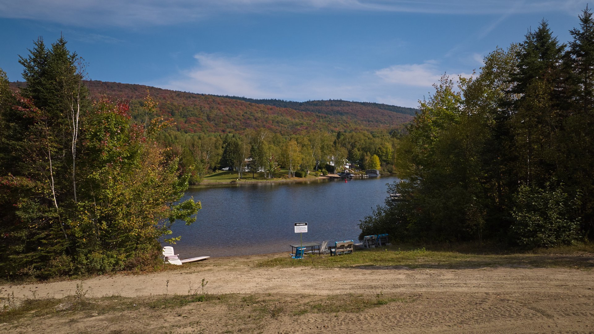 Accès au plan d'eau