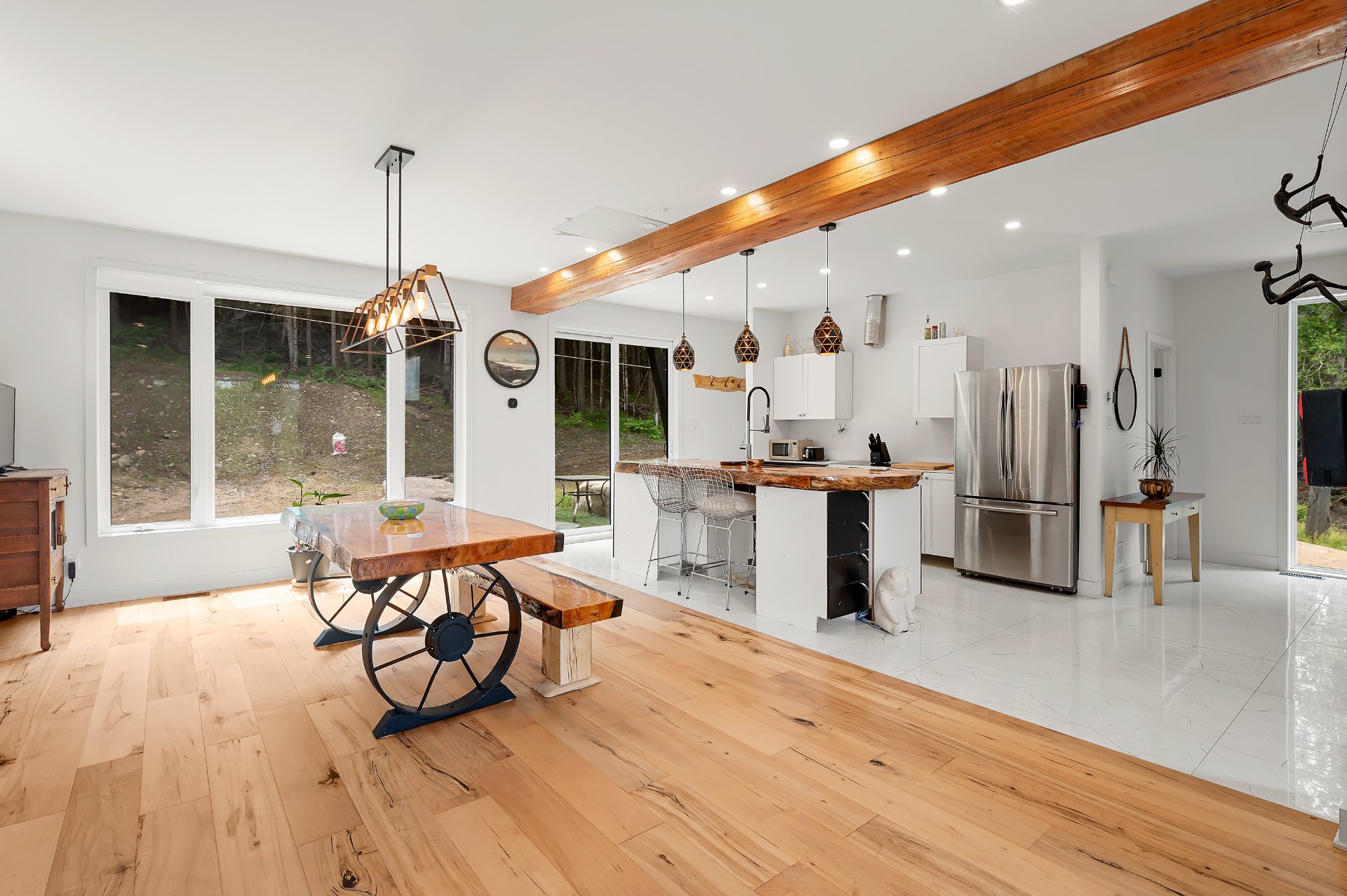 Photo - Dining room