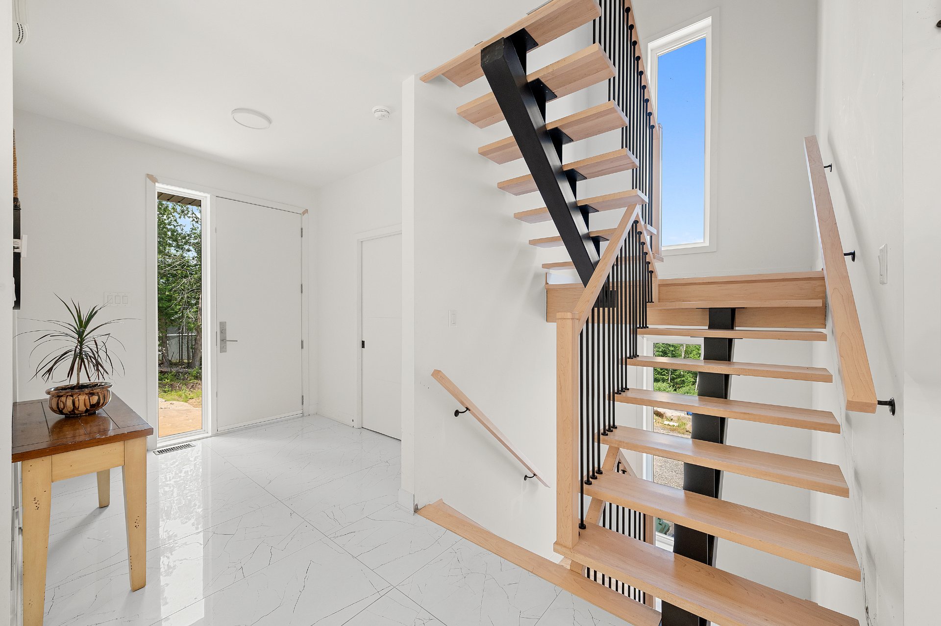 Photo - Staircase