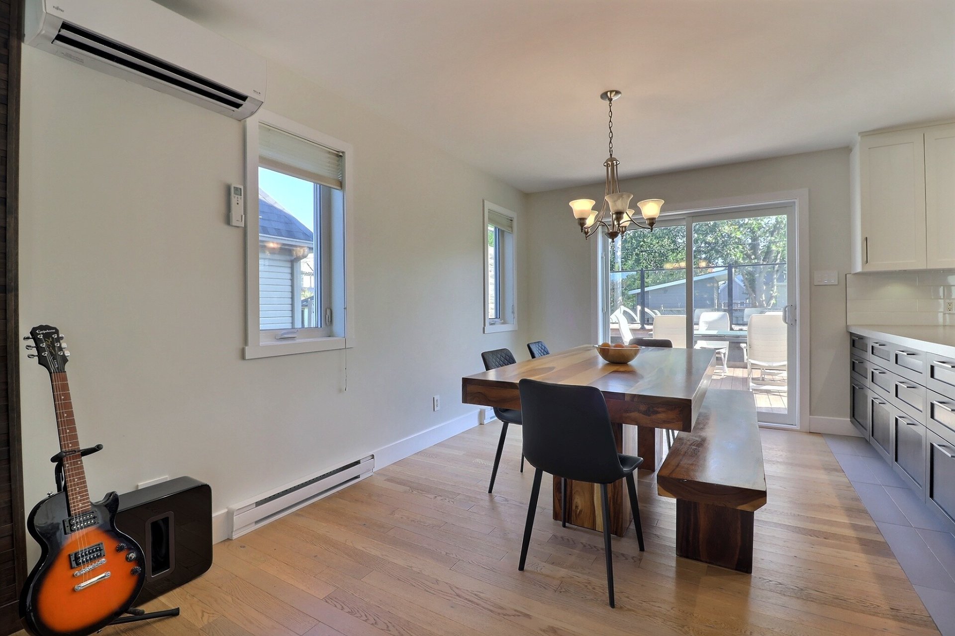 Photo - Dining room