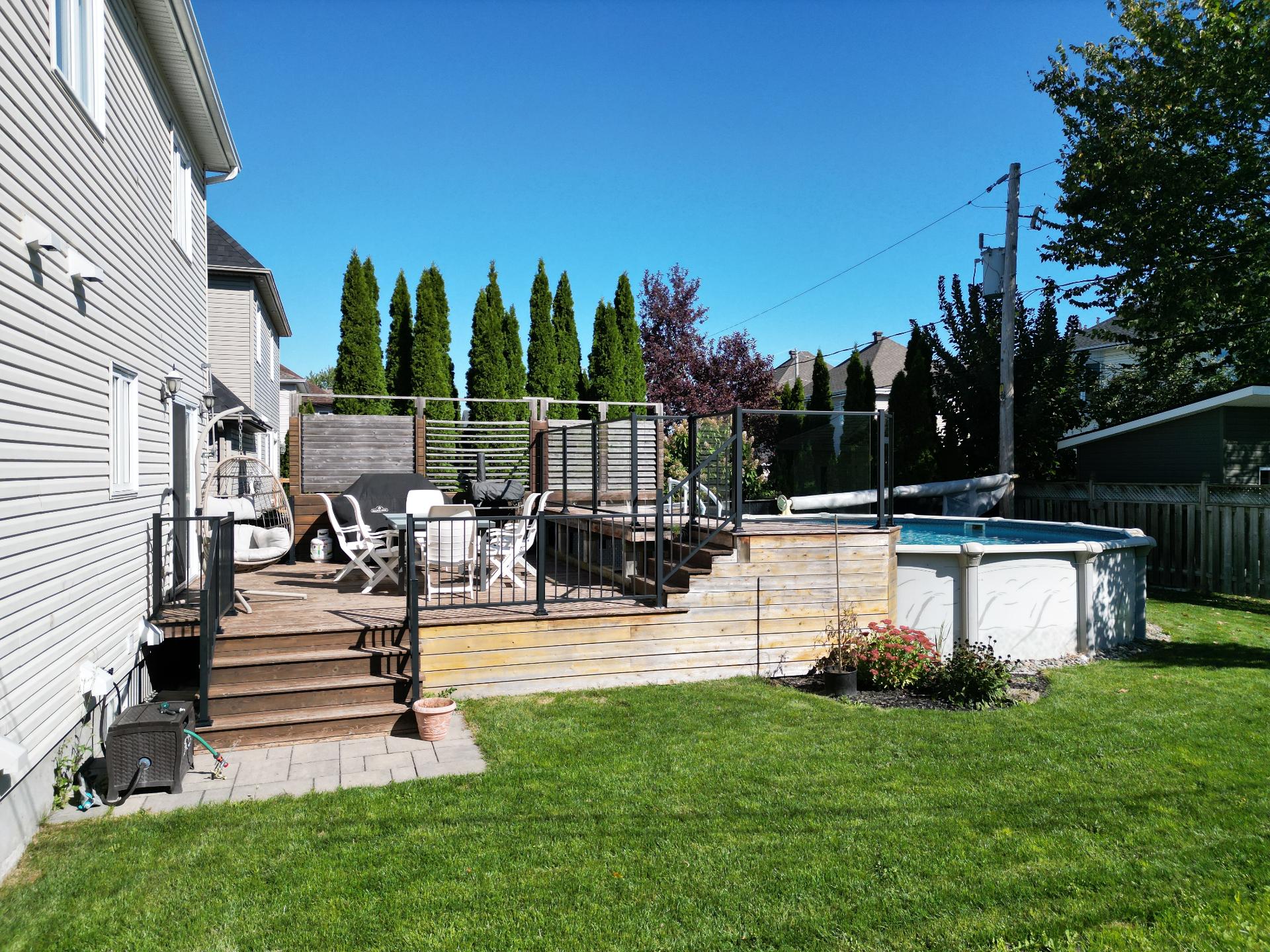 Photo - Backyard