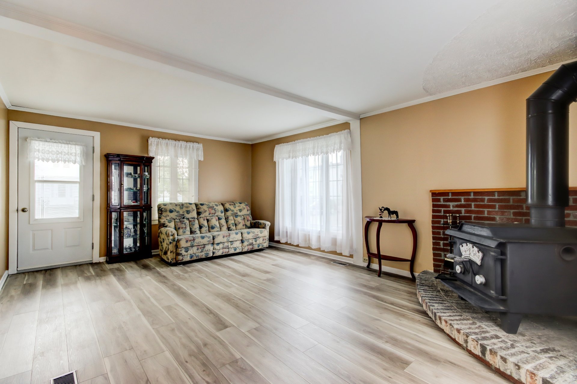 Photo - Salon