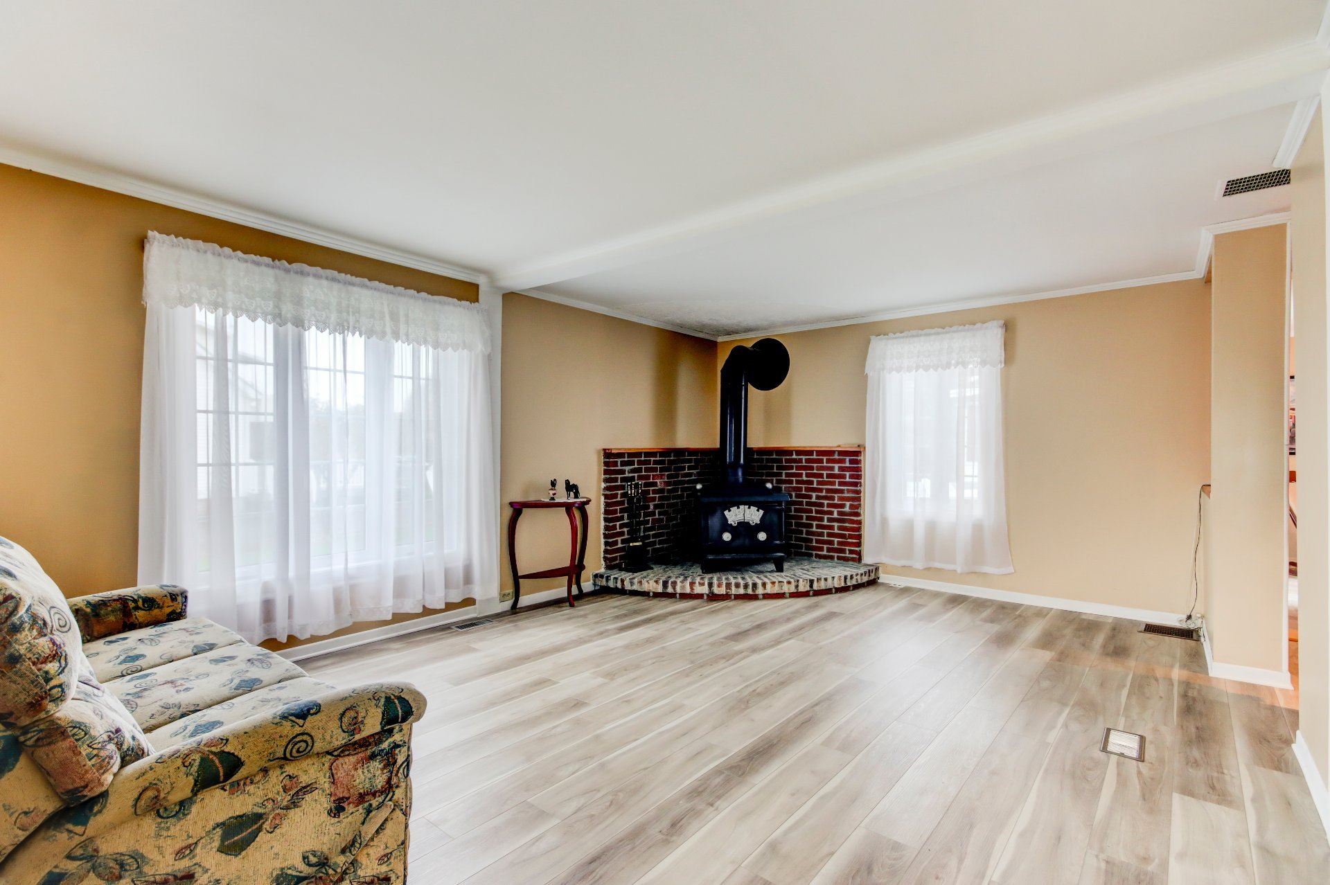 Photo - Salon