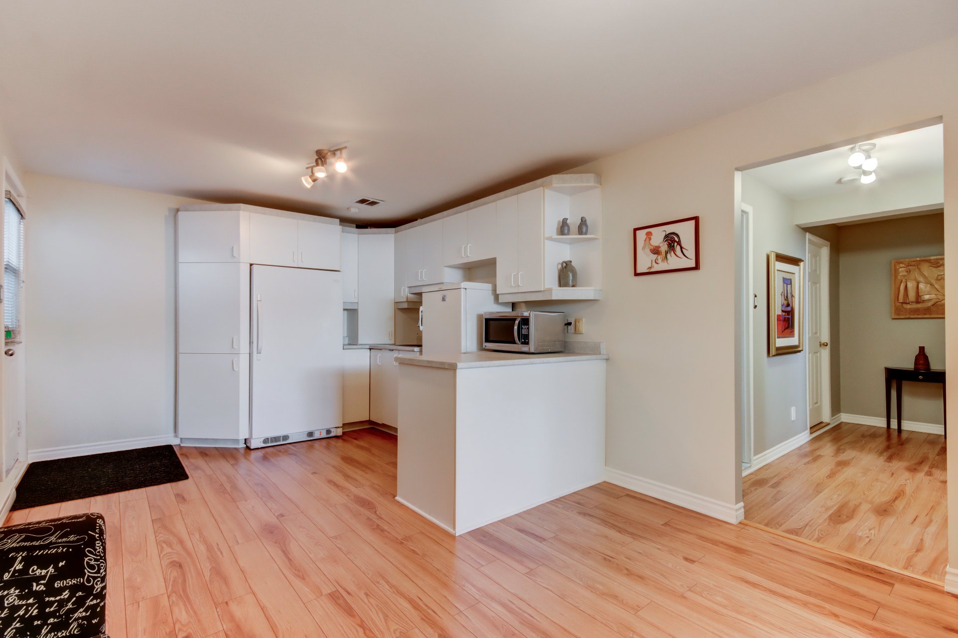 Photo - Kitchen