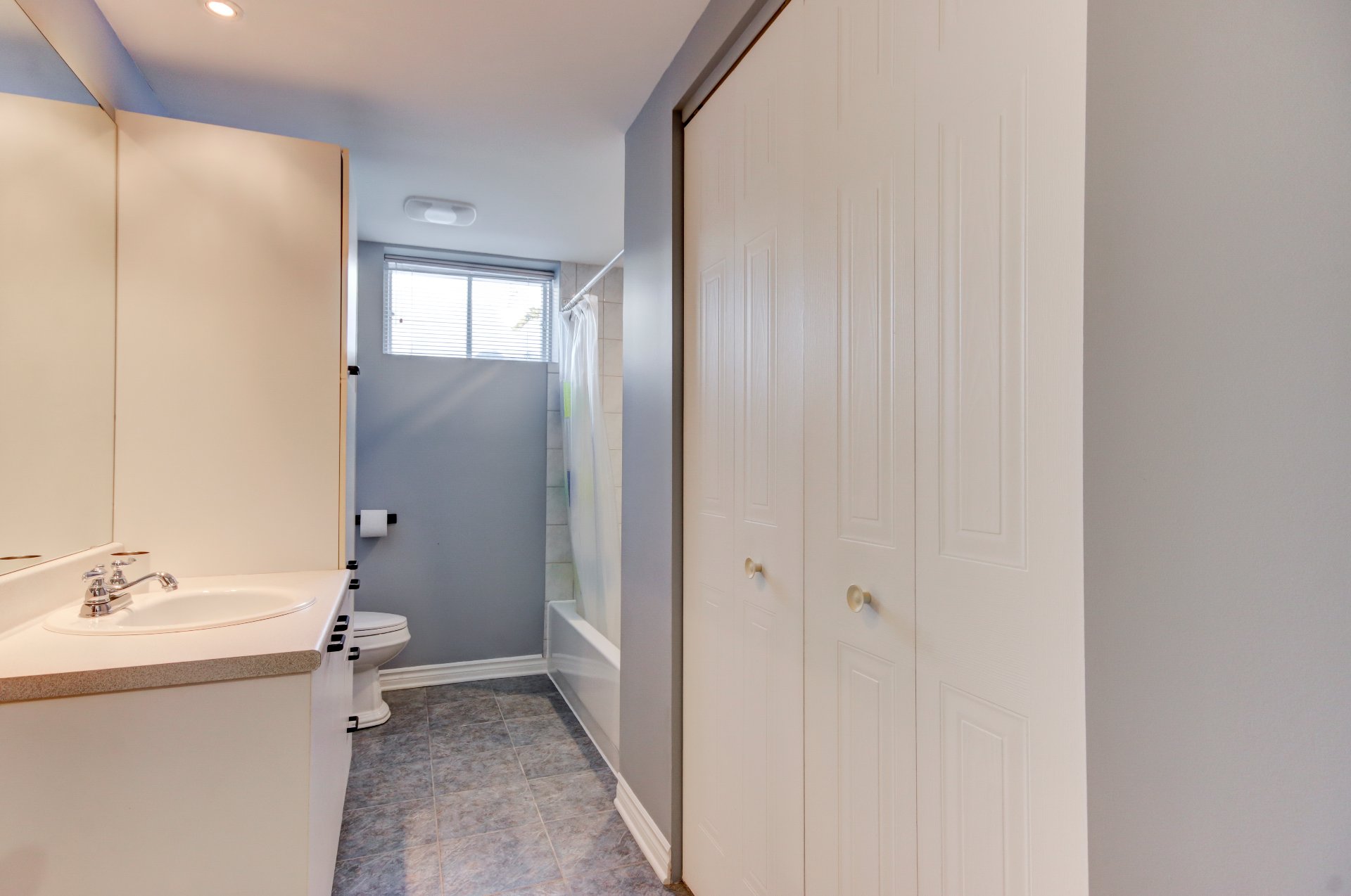 Photo - Bathroom