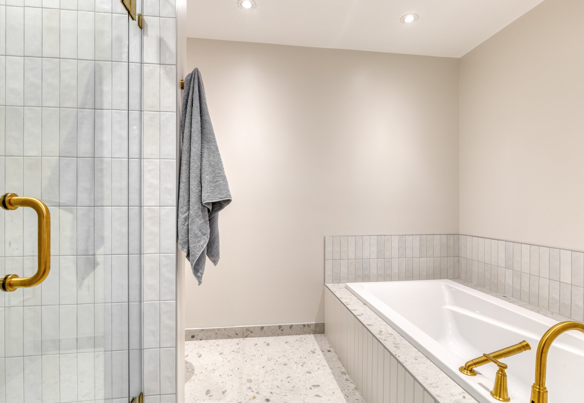 Salle de bains attenante à la CCP