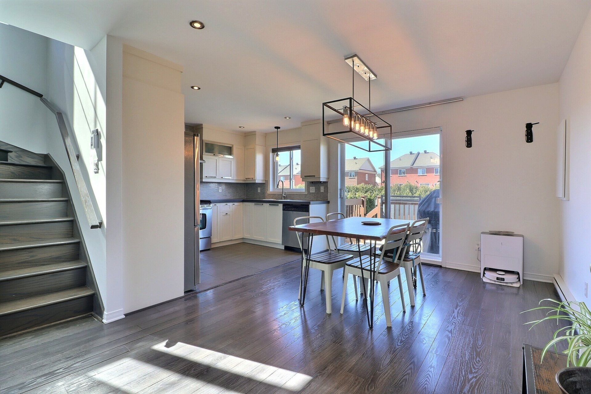Photo - Dining room
