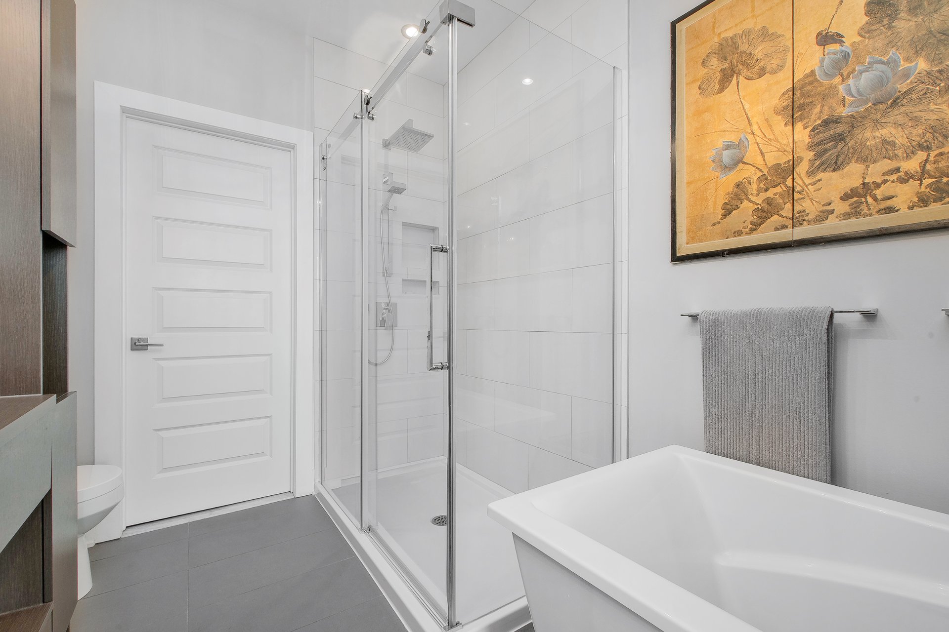 Salle de bains attenante à la CCP