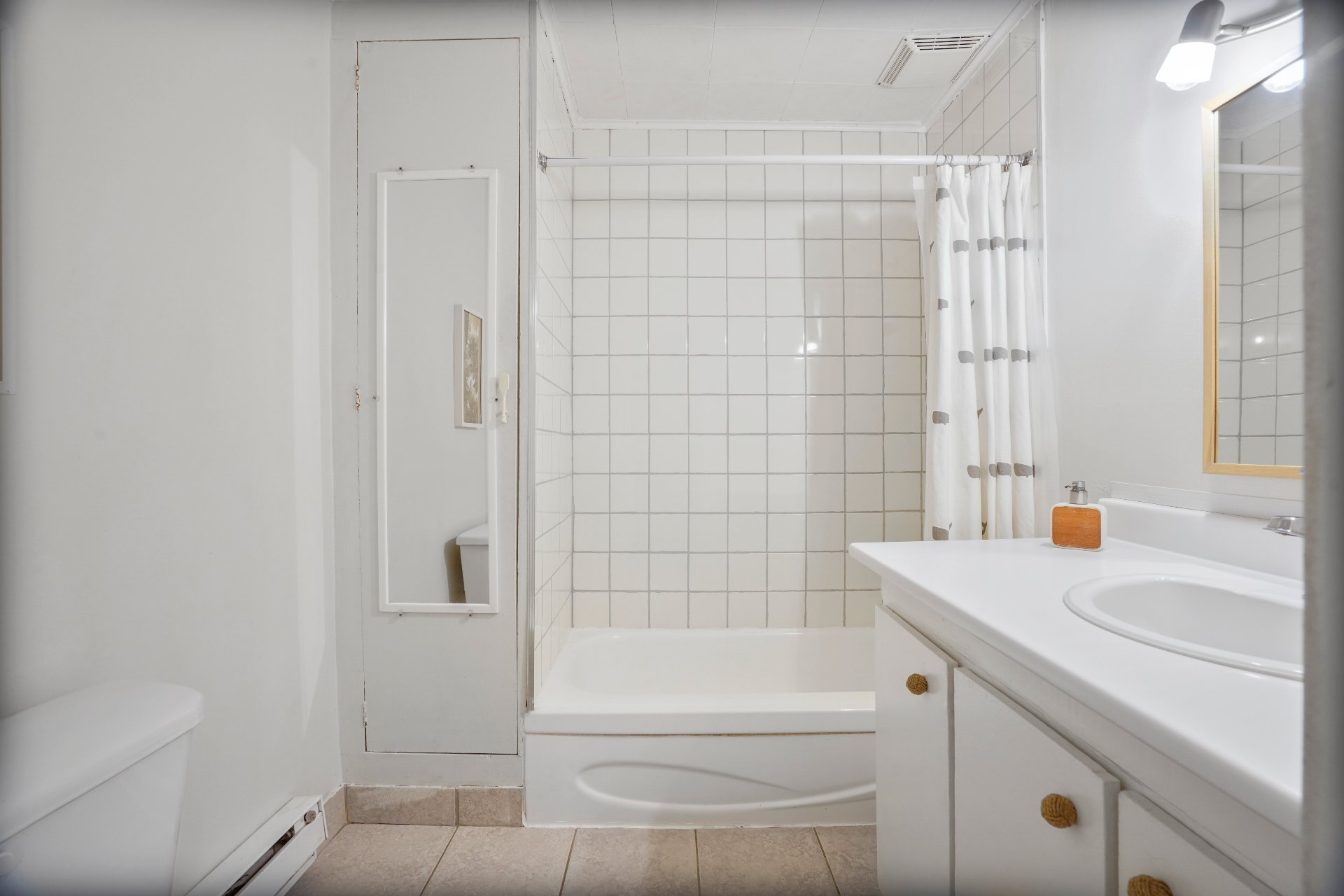 Photo - Bathroom