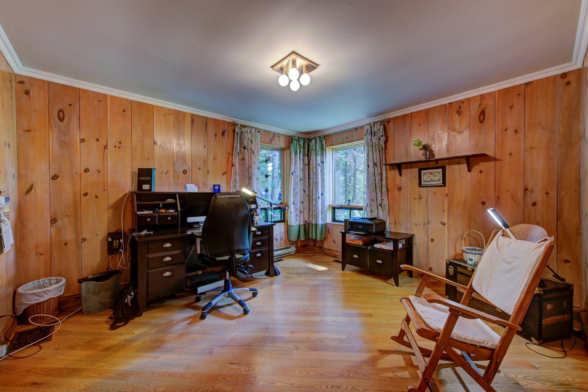 Photo - Office