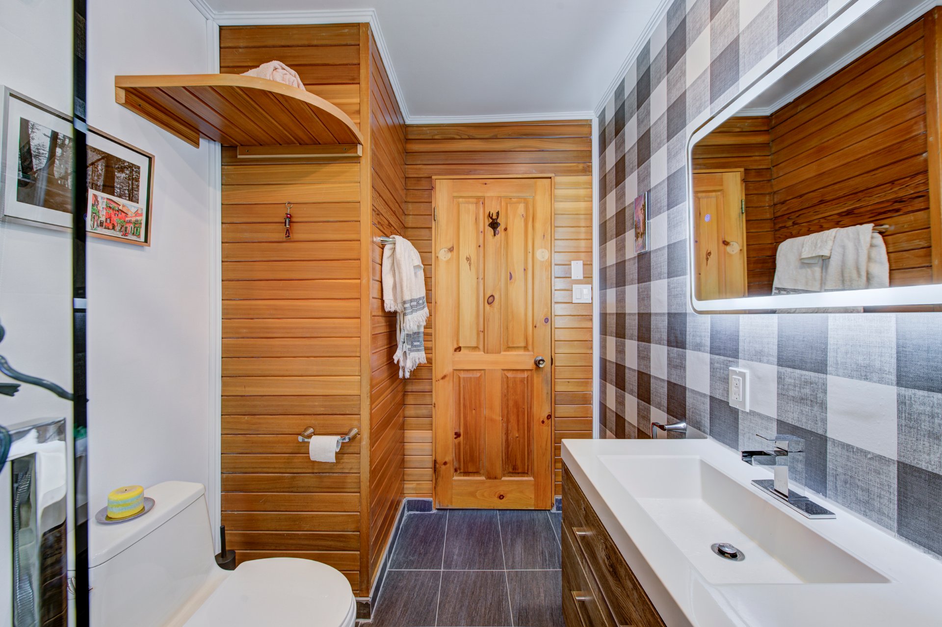 Photo - Bathroom