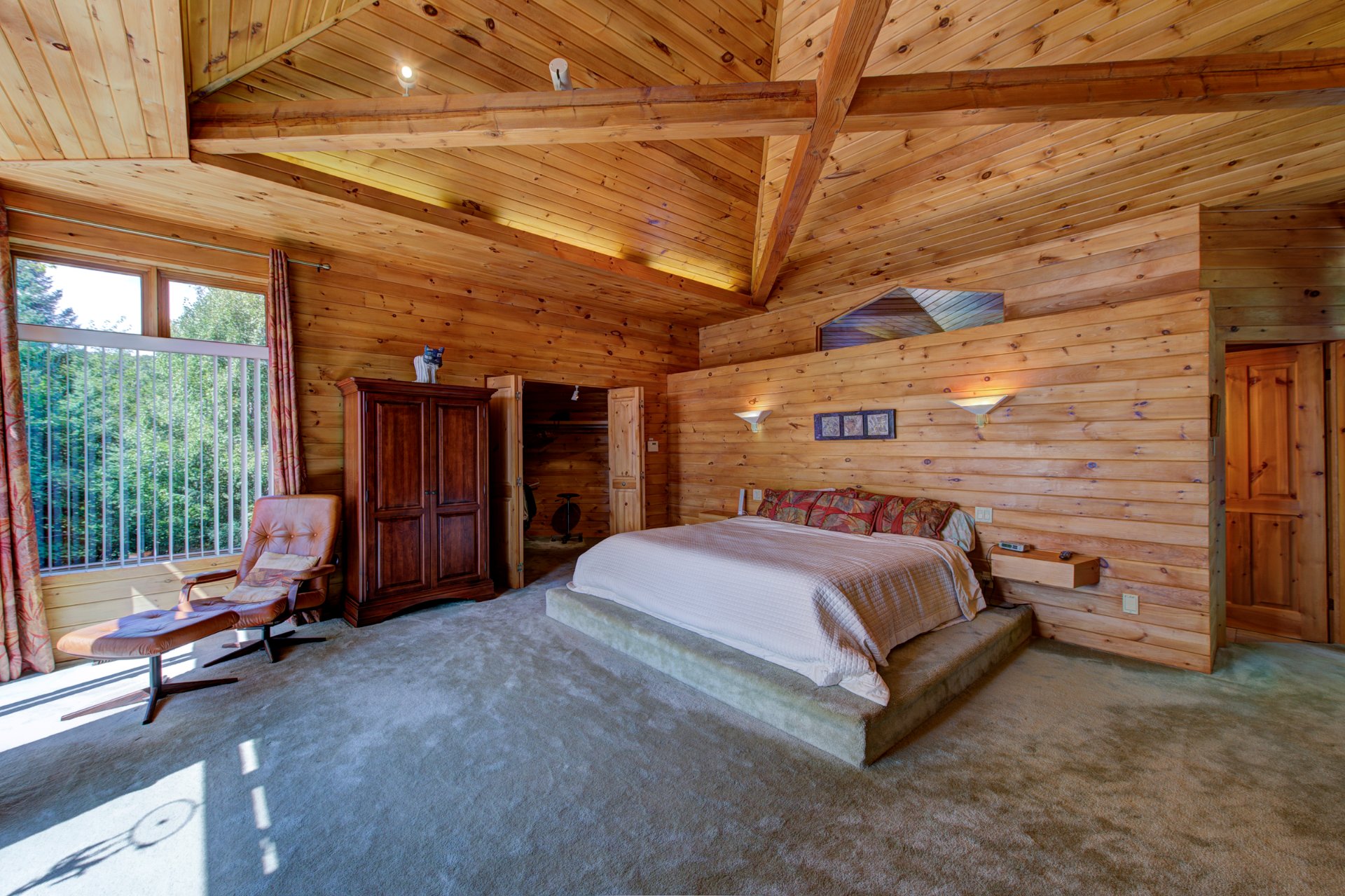 Photo - Primary bedroom