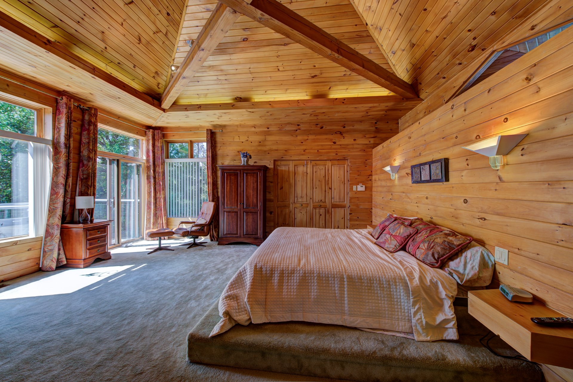 Photo - Primary bedroom