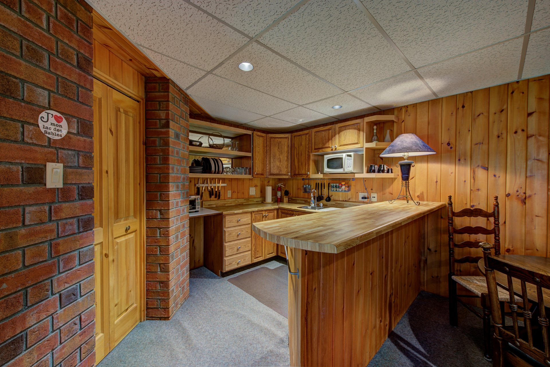 Photo - Kitchenette