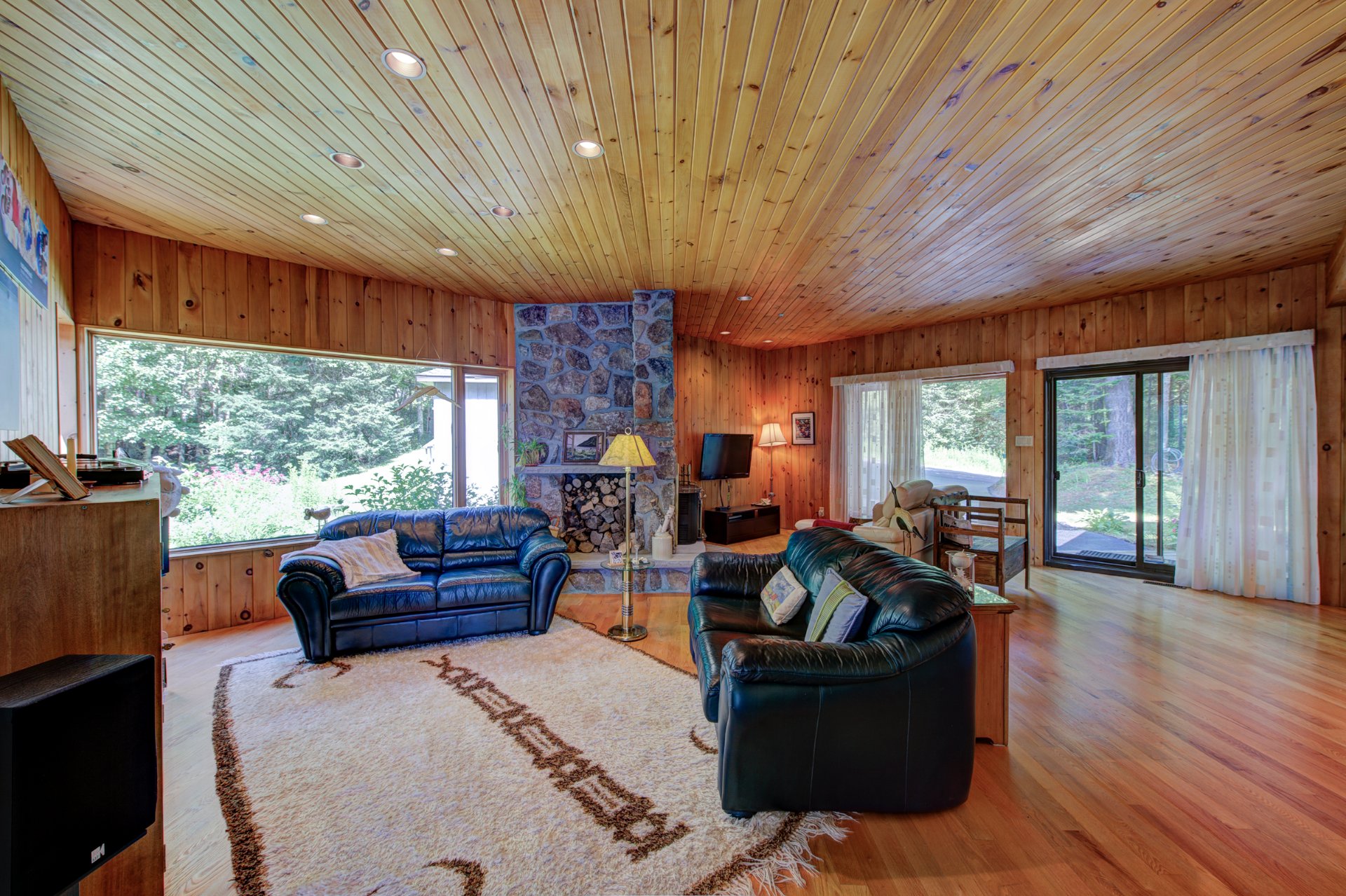 Photo - Living room