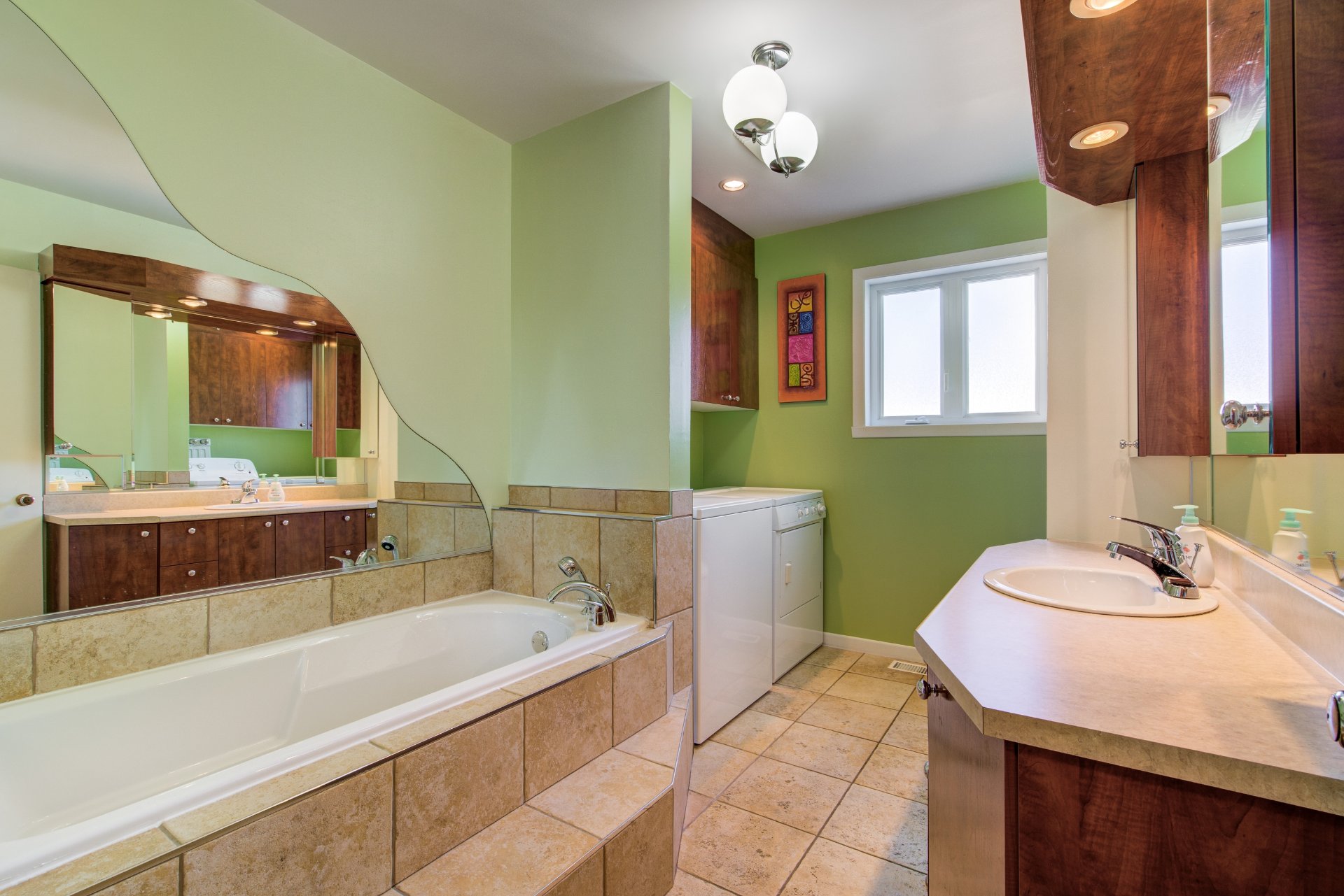 Photo - Bathroom