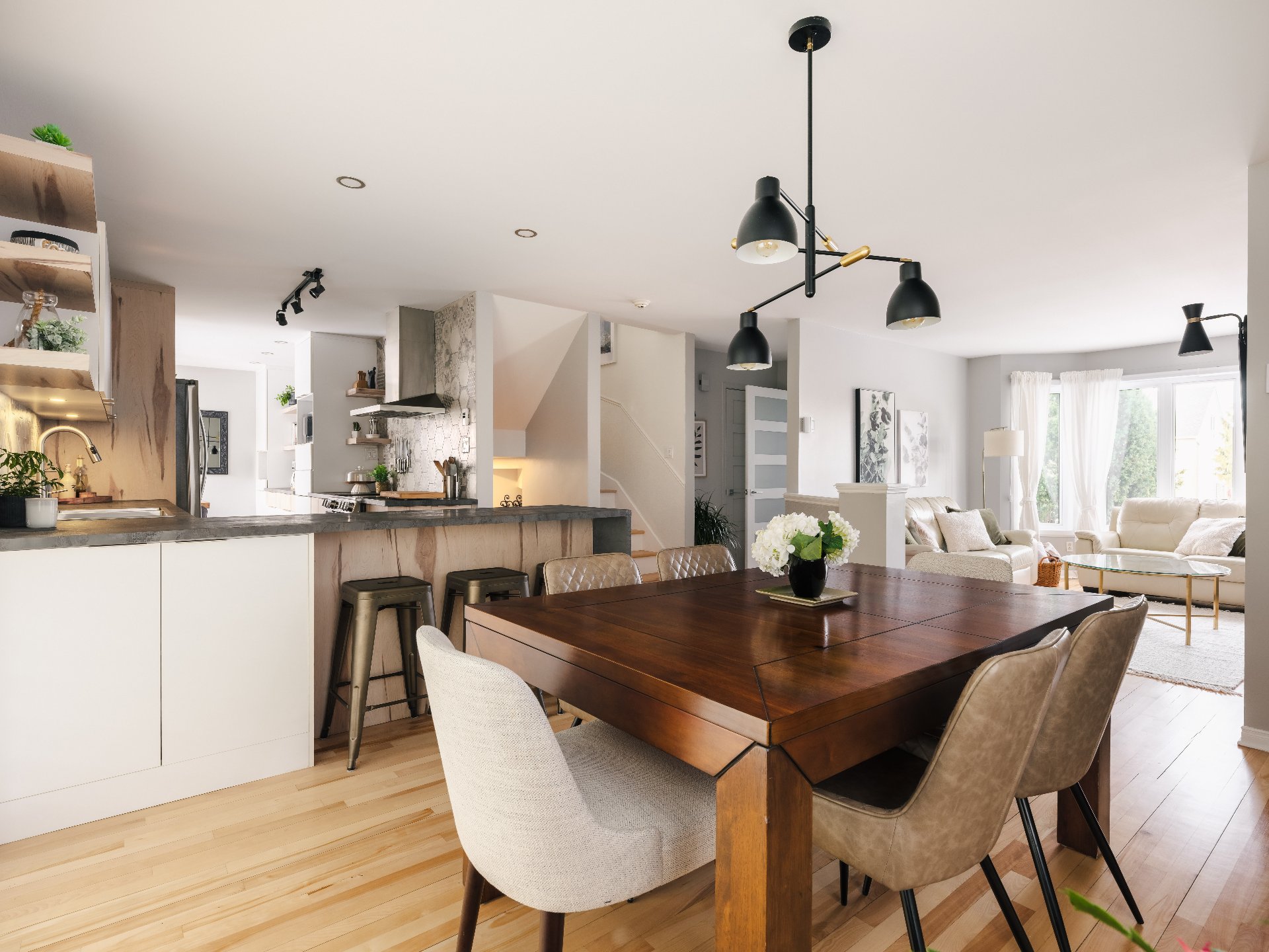 Photo - Salle à manger