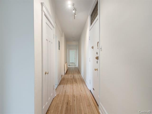 PASAGEWAY