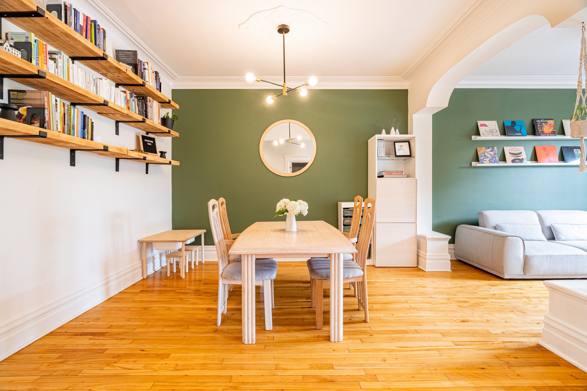 Photo - Dining room