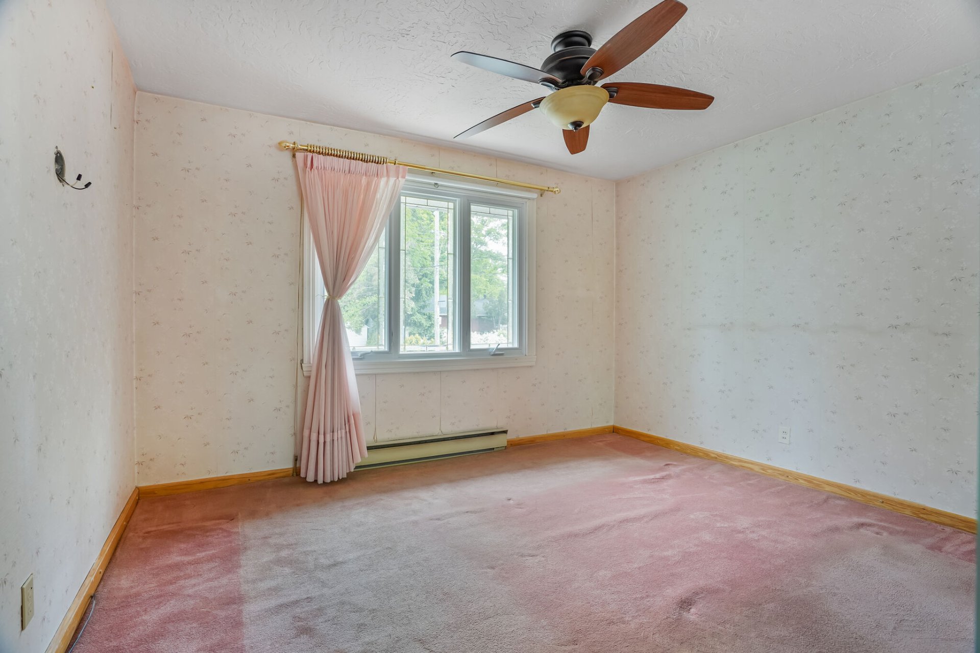 Photo - Primary bedroom