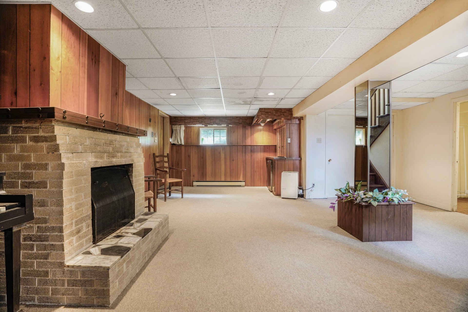 Photo - Family room
