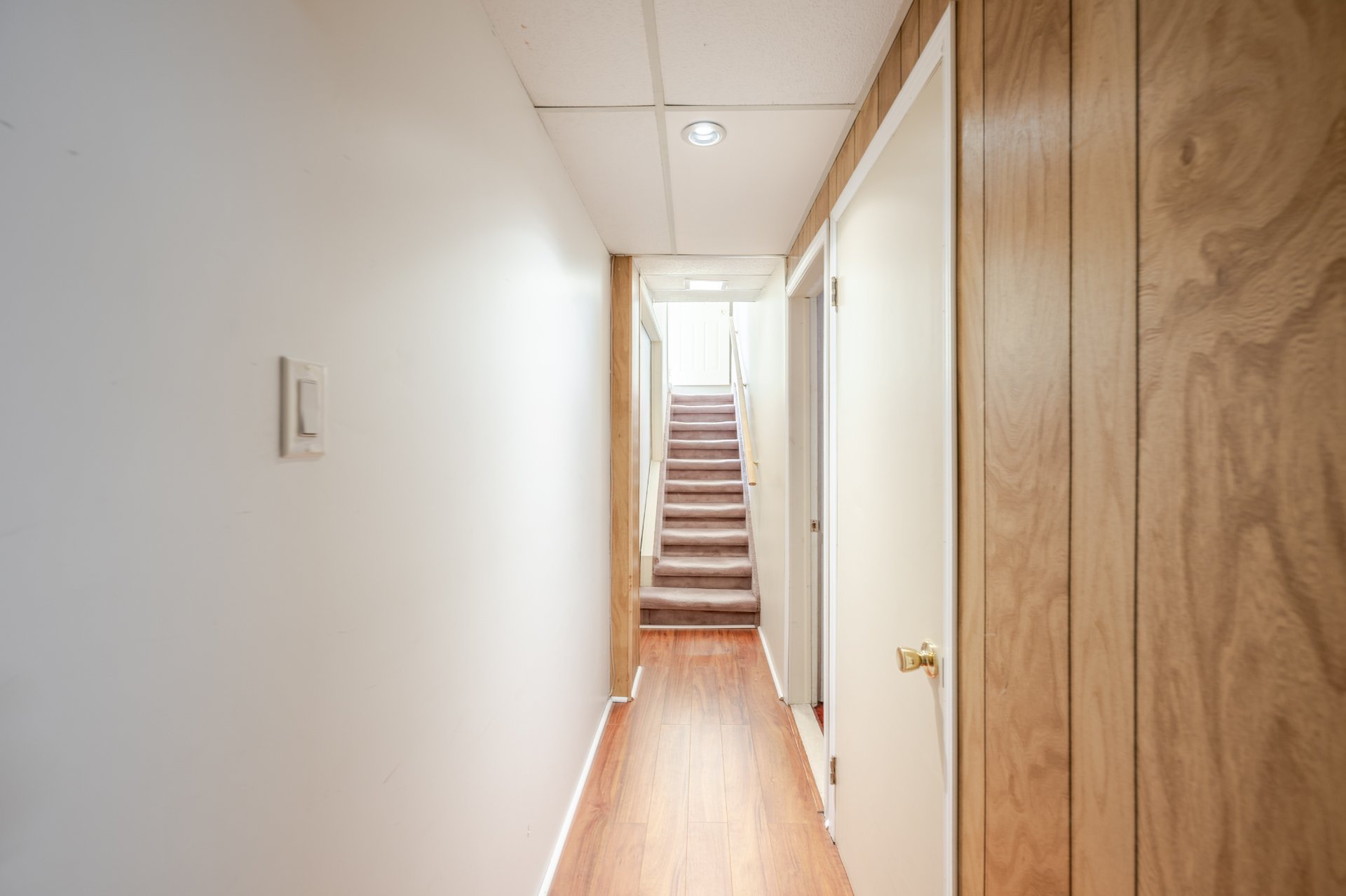 Photo - PASAGEWAY