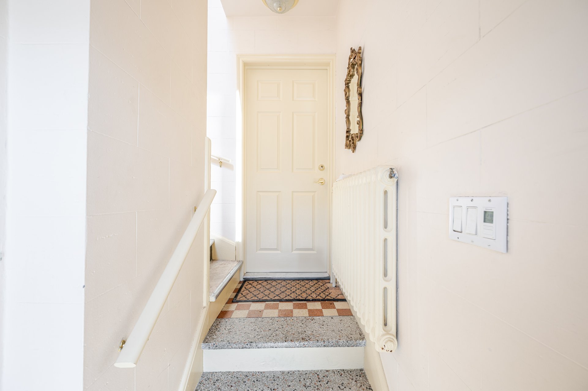 Photo - Escalier