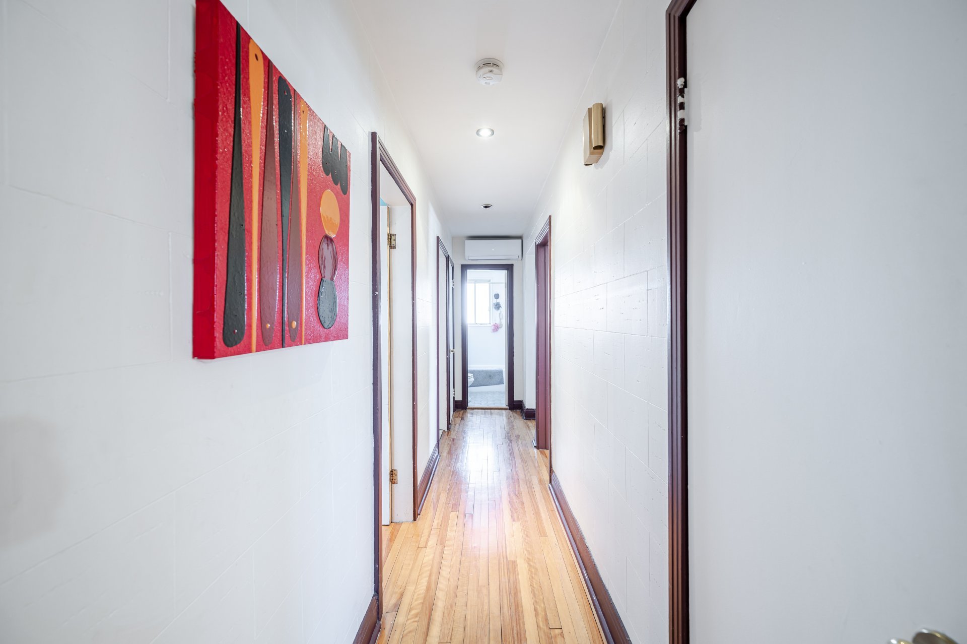 Photo - PASAGEWAY