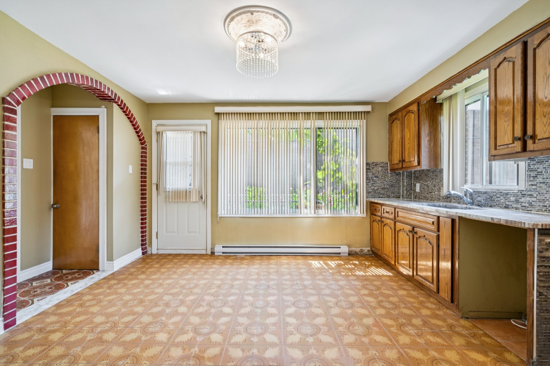 Photo - Kitchen