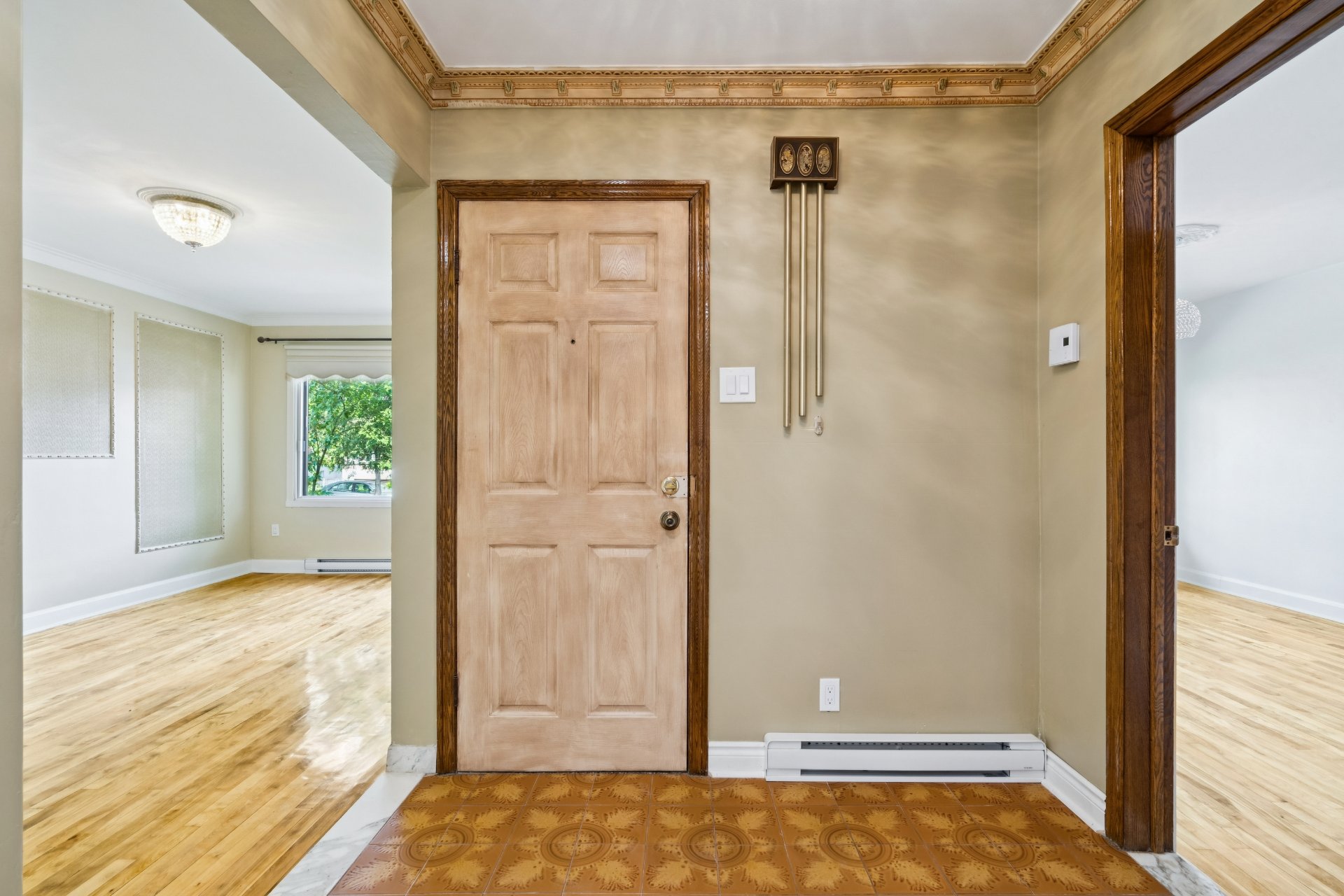 Photo - Hallway