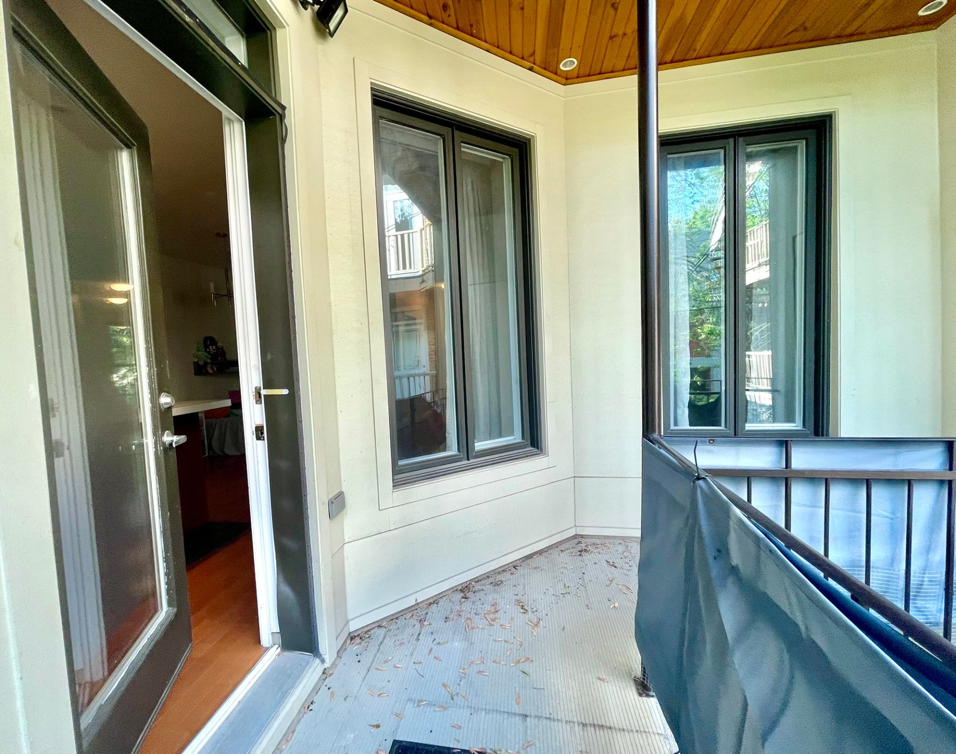 Photo - Balcon