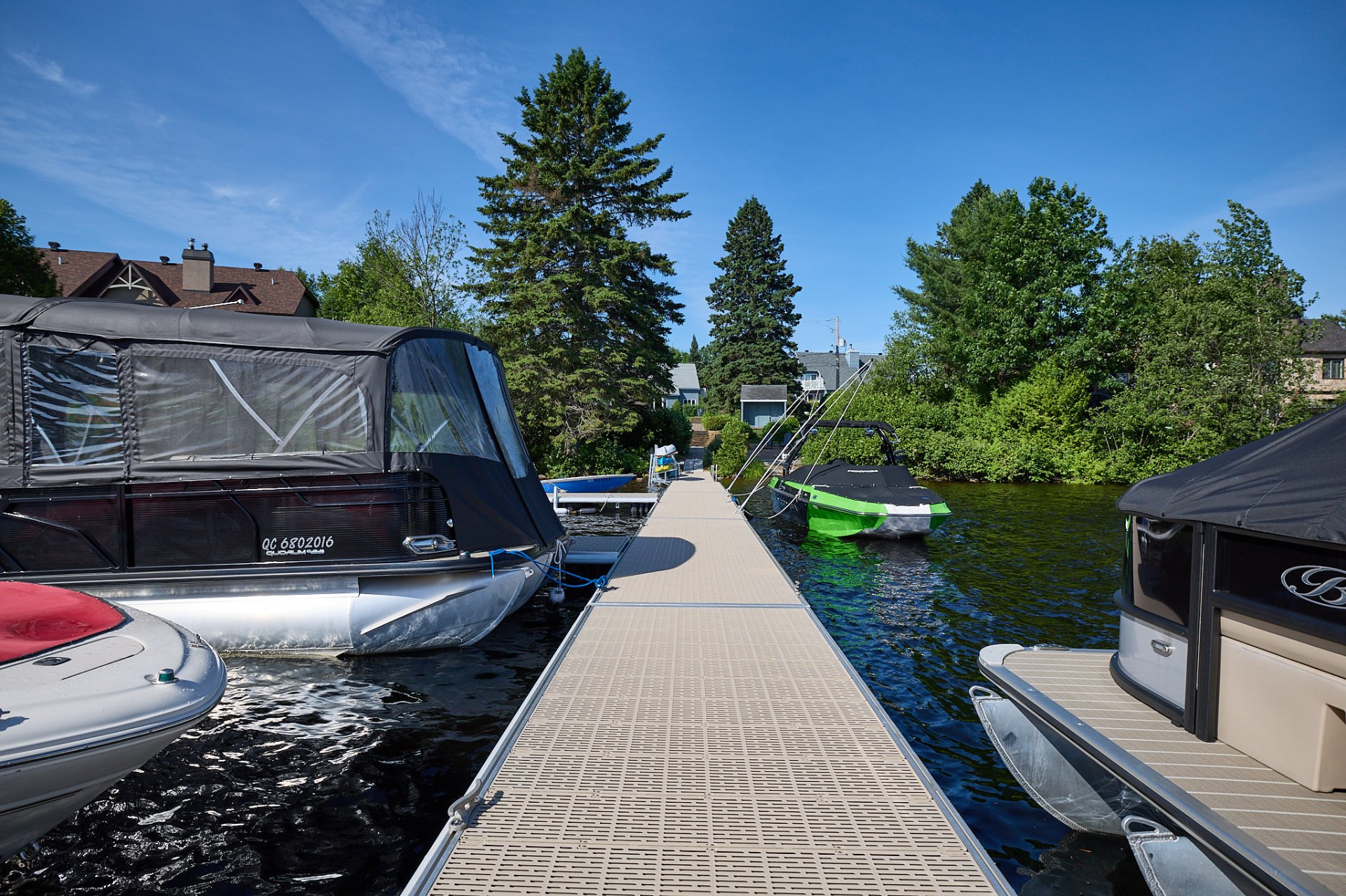 Accès au plan d'eau